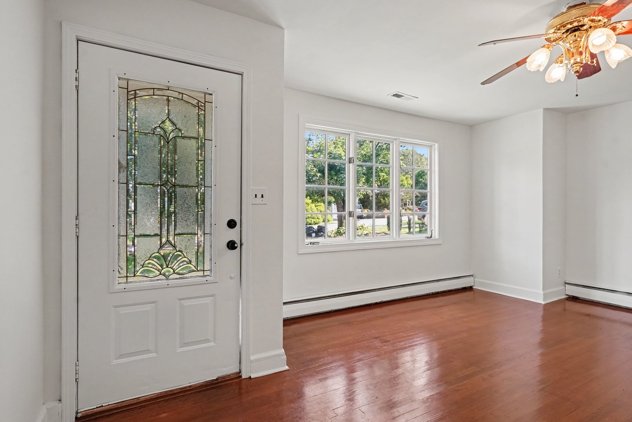 Photo 7 of 19 of 169 Montview Cir, Brevard, NC