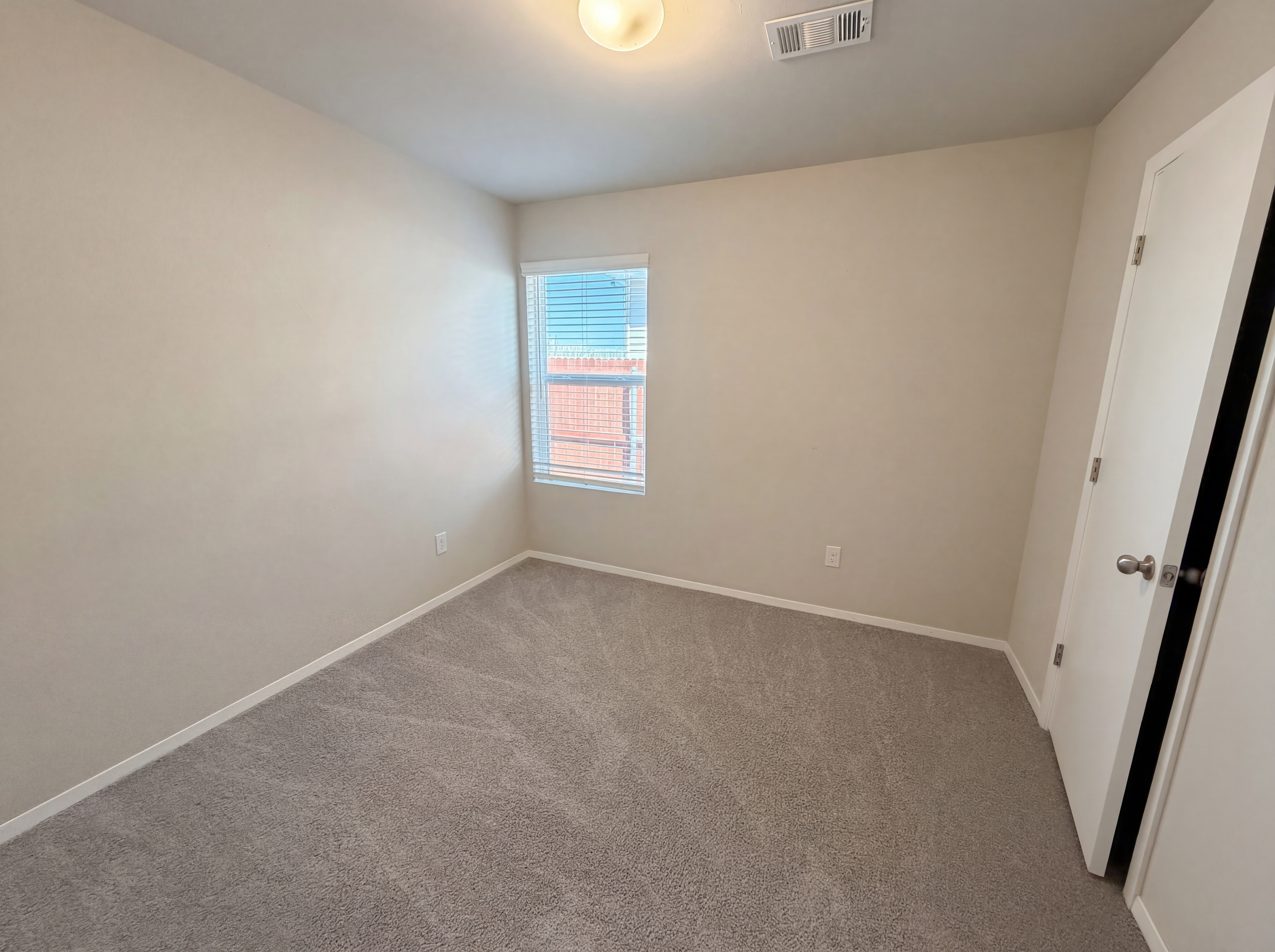 Photo 17 of 25 of 2308 Dillards Dr, Chickasha, OK