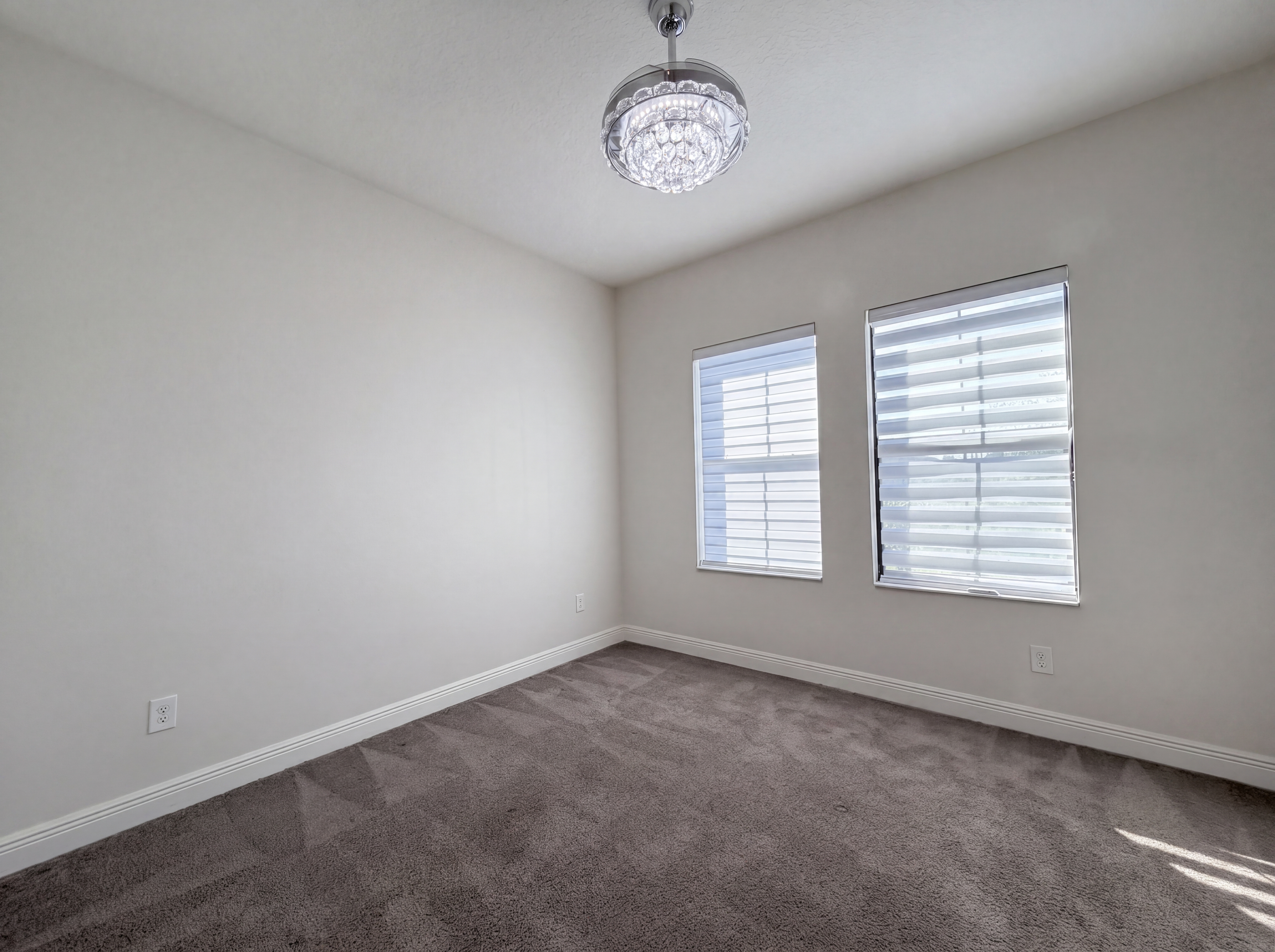 Photo 13 of 33 of 12643 Horseshoe Bend Dr, Lithia, FL