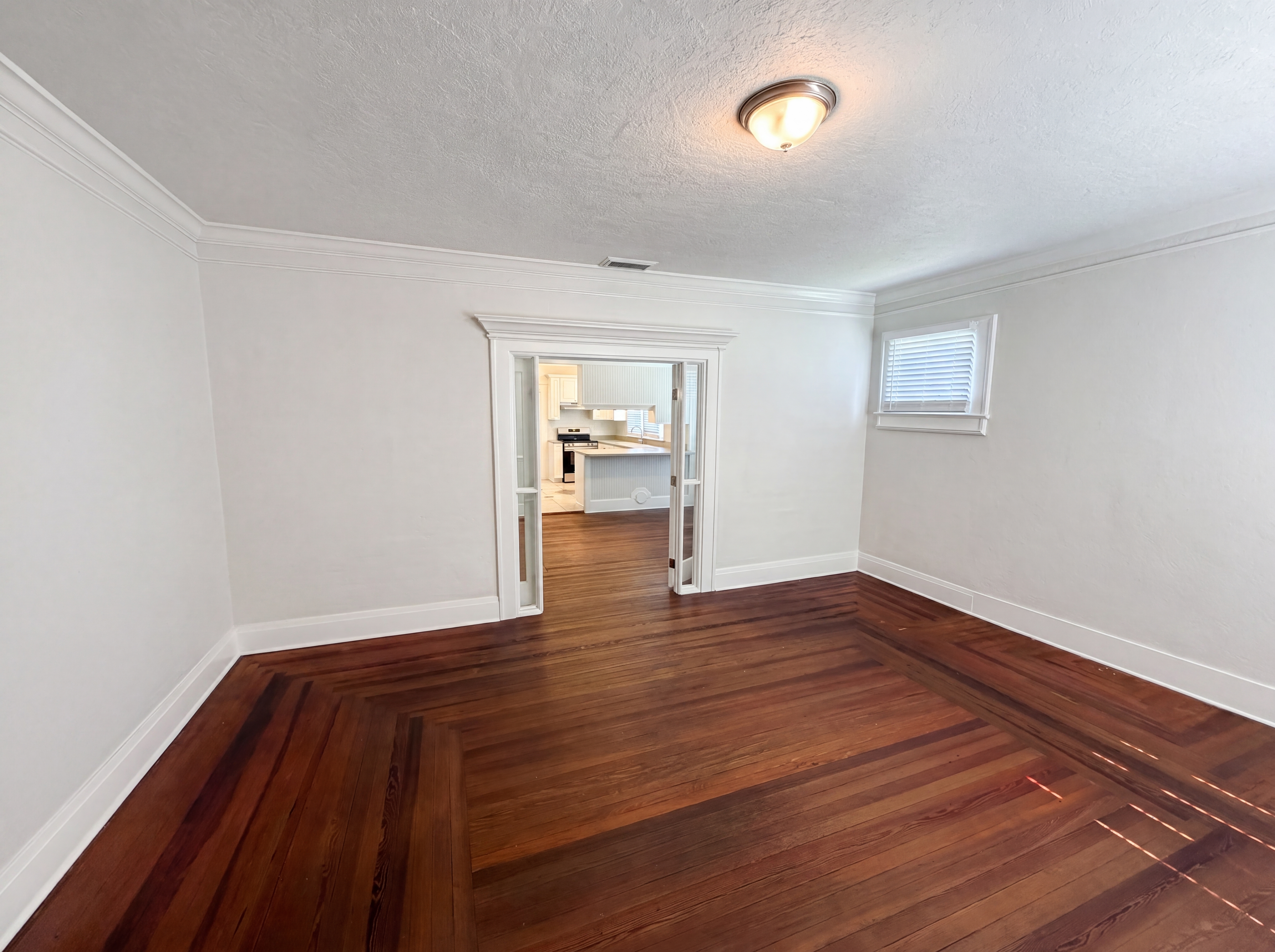Photo 7 of 25 of 535 Palmetto Dr, Melbourne, FL