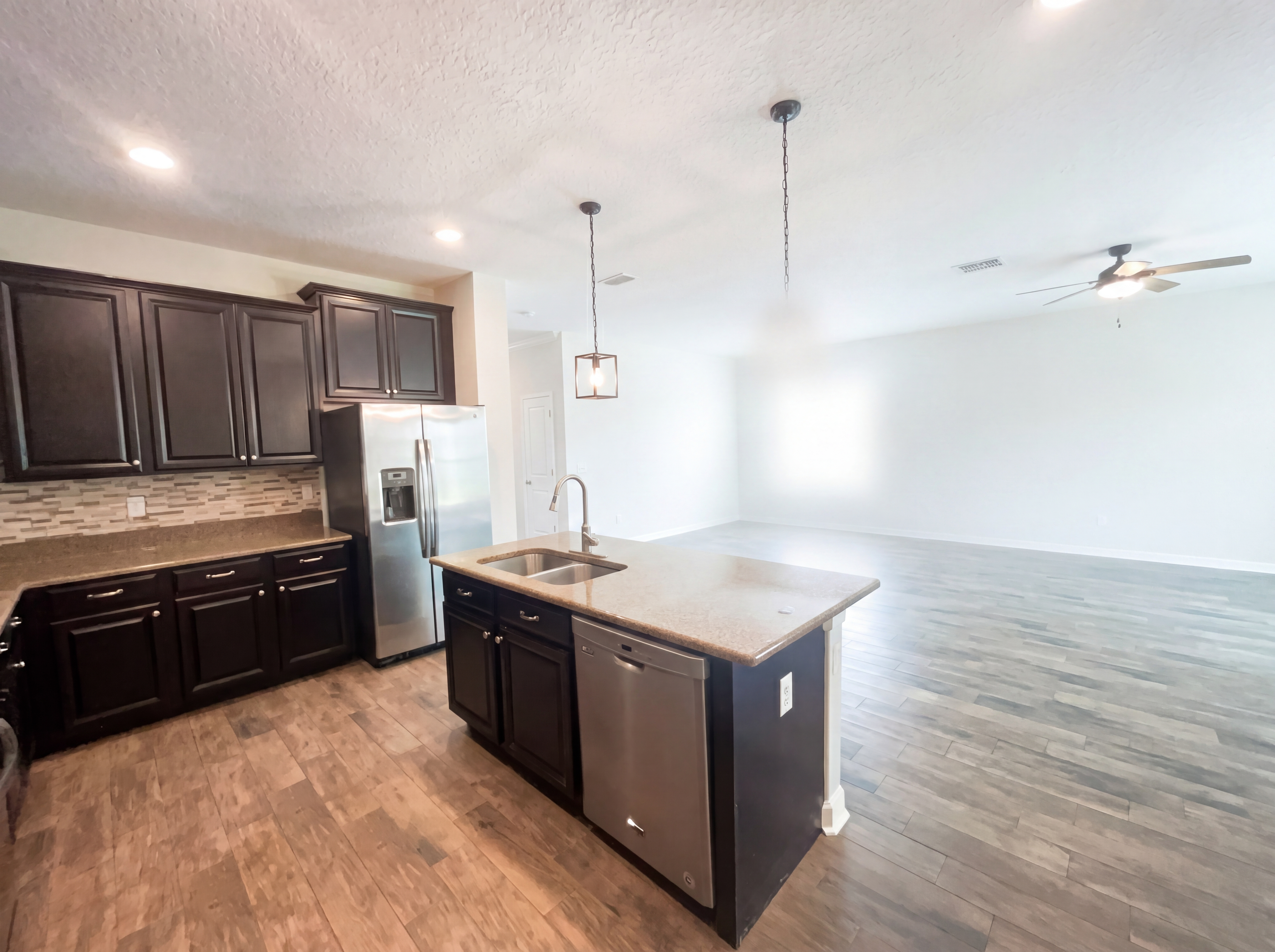 Photo 8 of 34 of 2200 Romanum Dr, Winter Garden, FL