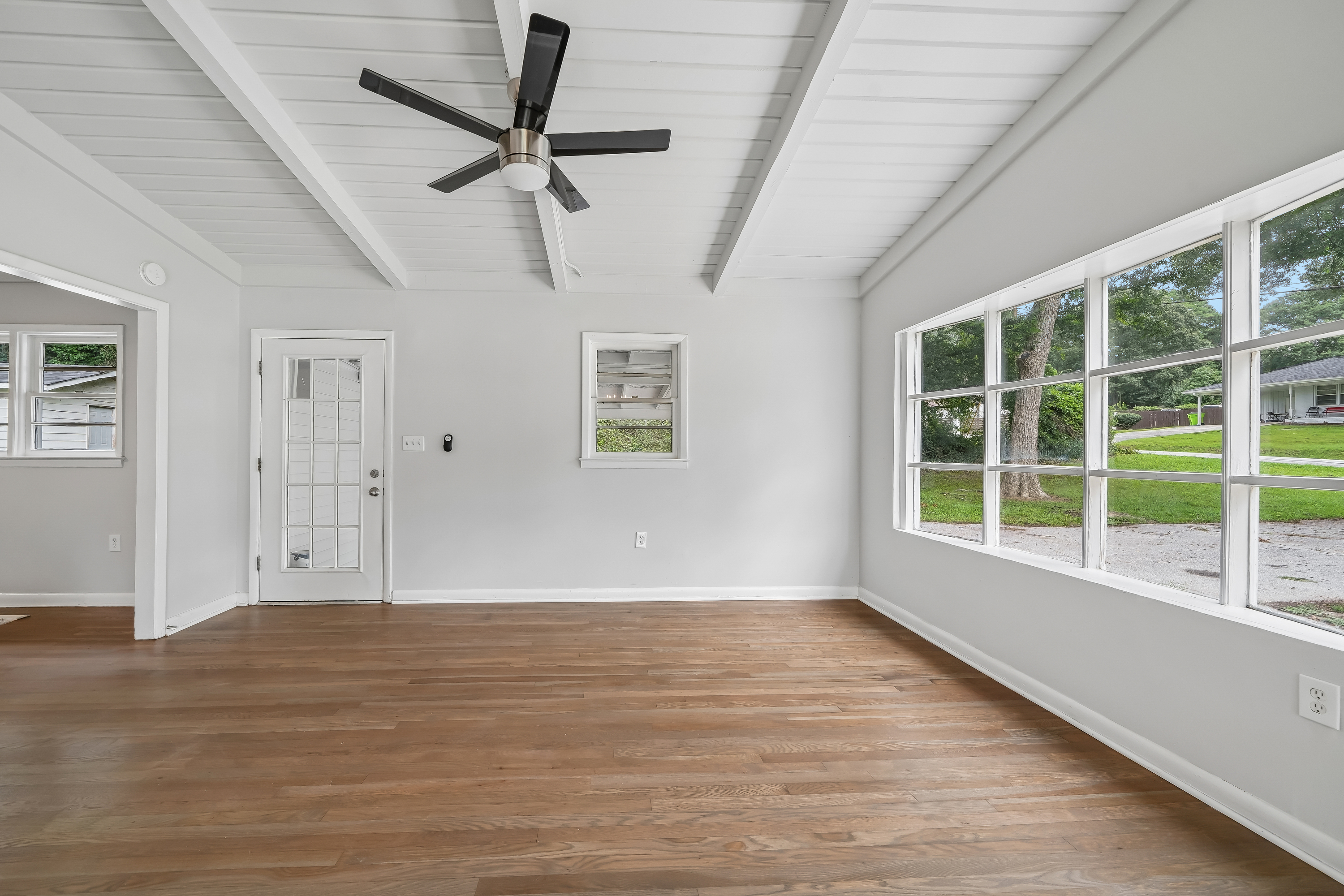 Photo 22 of 38 of 6771 Kull Dr, Lithia Springs, GA