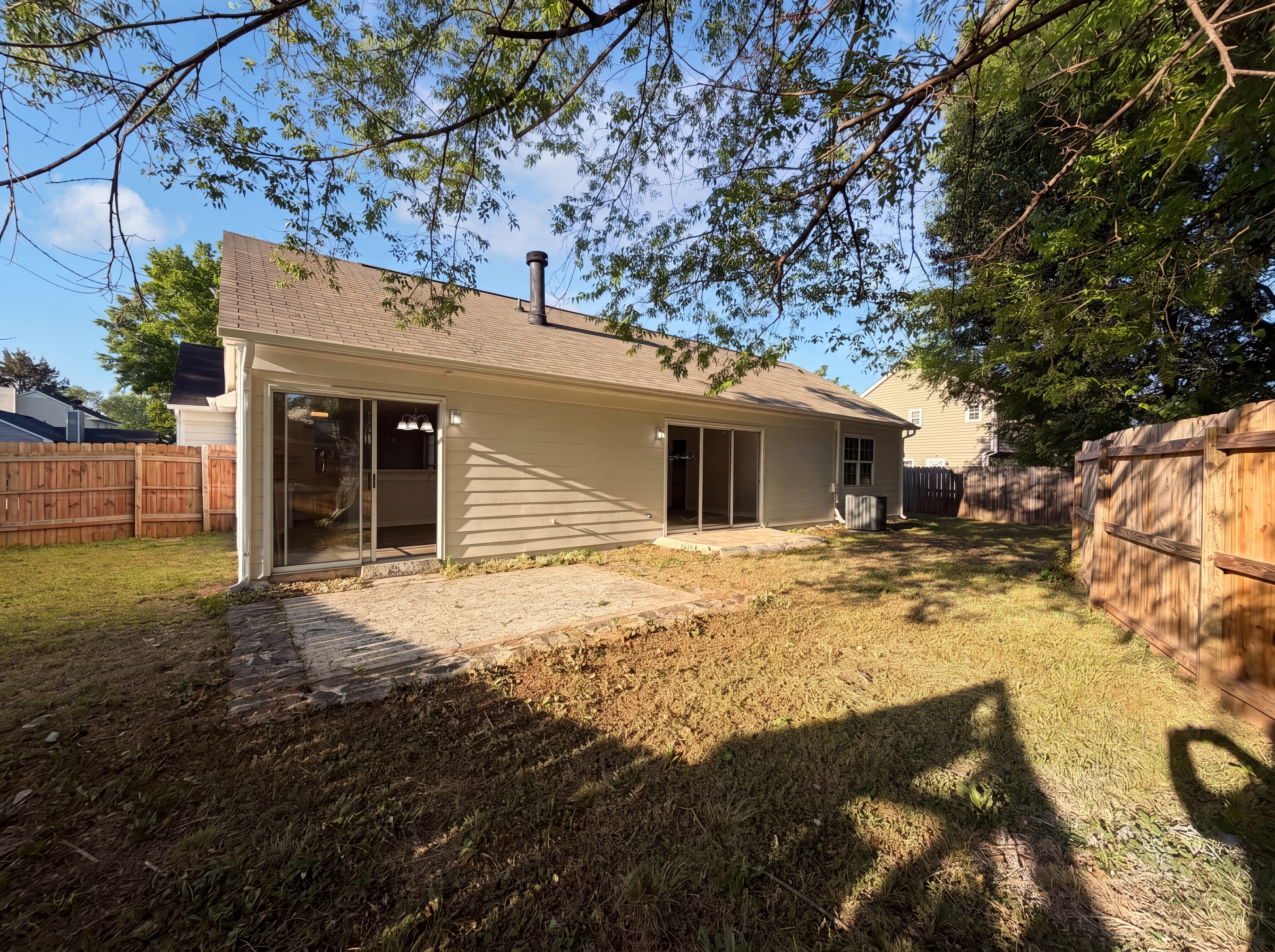 Photo 15 of 16 of 1667 Crestdale Rd, Rock Hill, SC