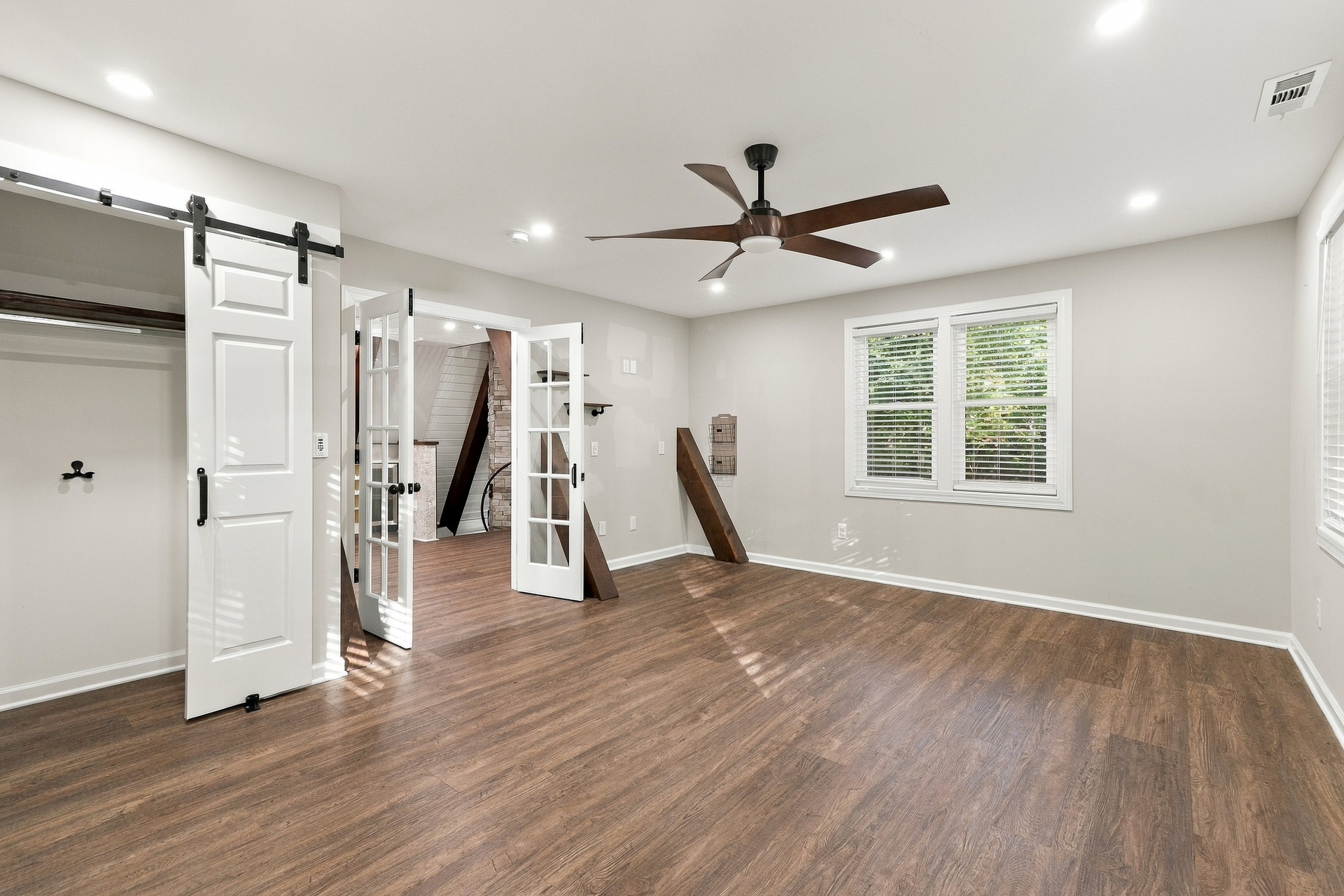 Photo 32 of 48 of 3419 Lakeview Pkwy, Locust Grove, VA