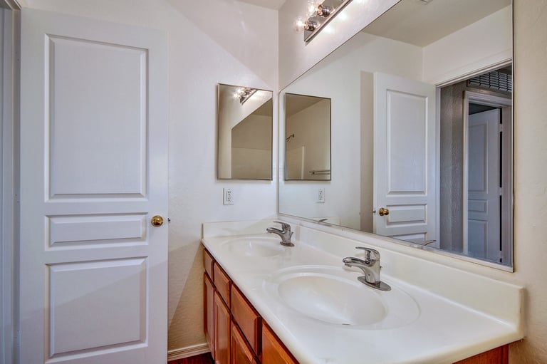 Photo 11 of 21 - 23153 W Ashleigh Marie Dr, Buckeye, AZ 85326