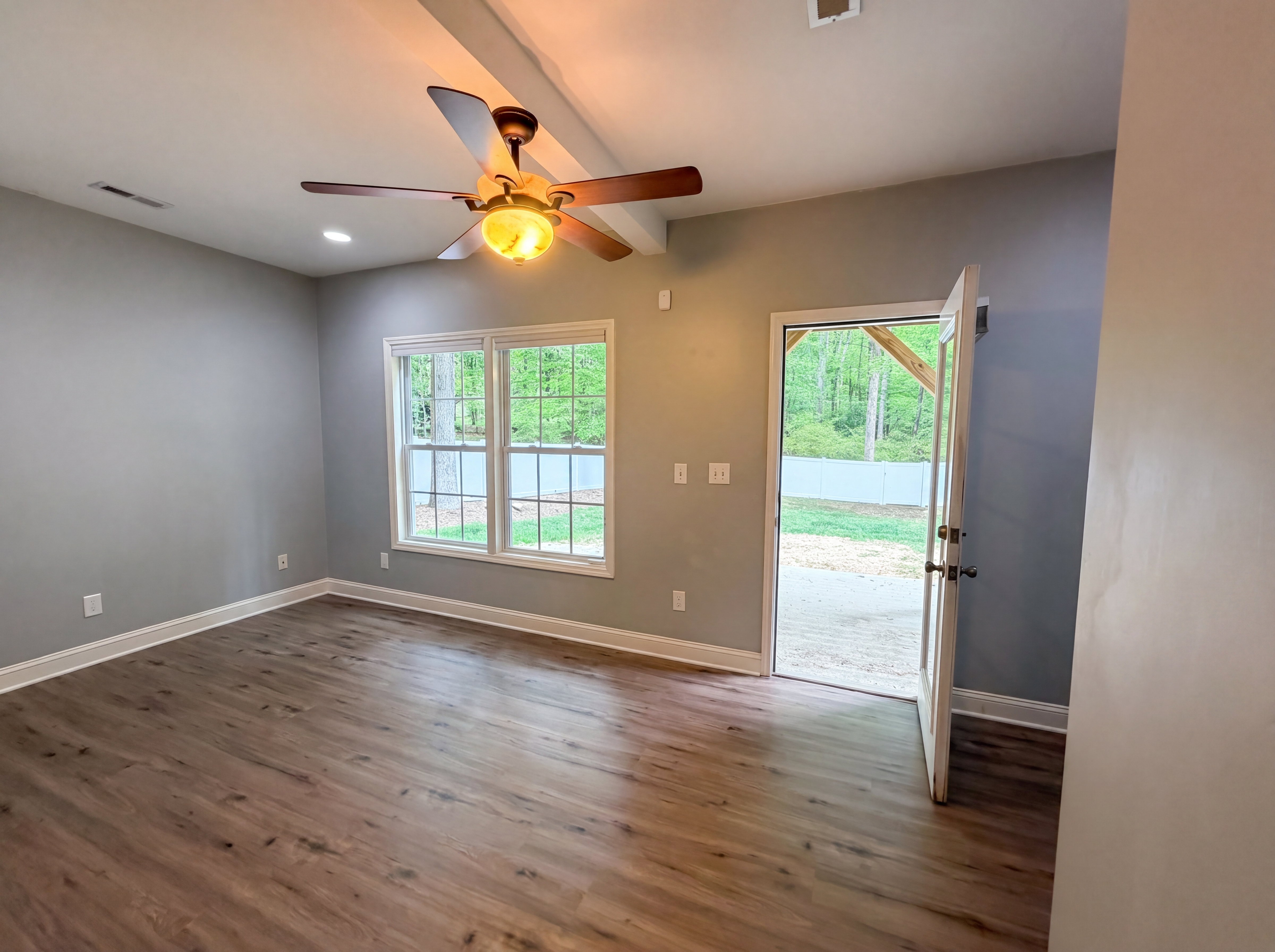 Photo 9 of 21 of 319 Beacon Hills Dr, Gastonia, NC