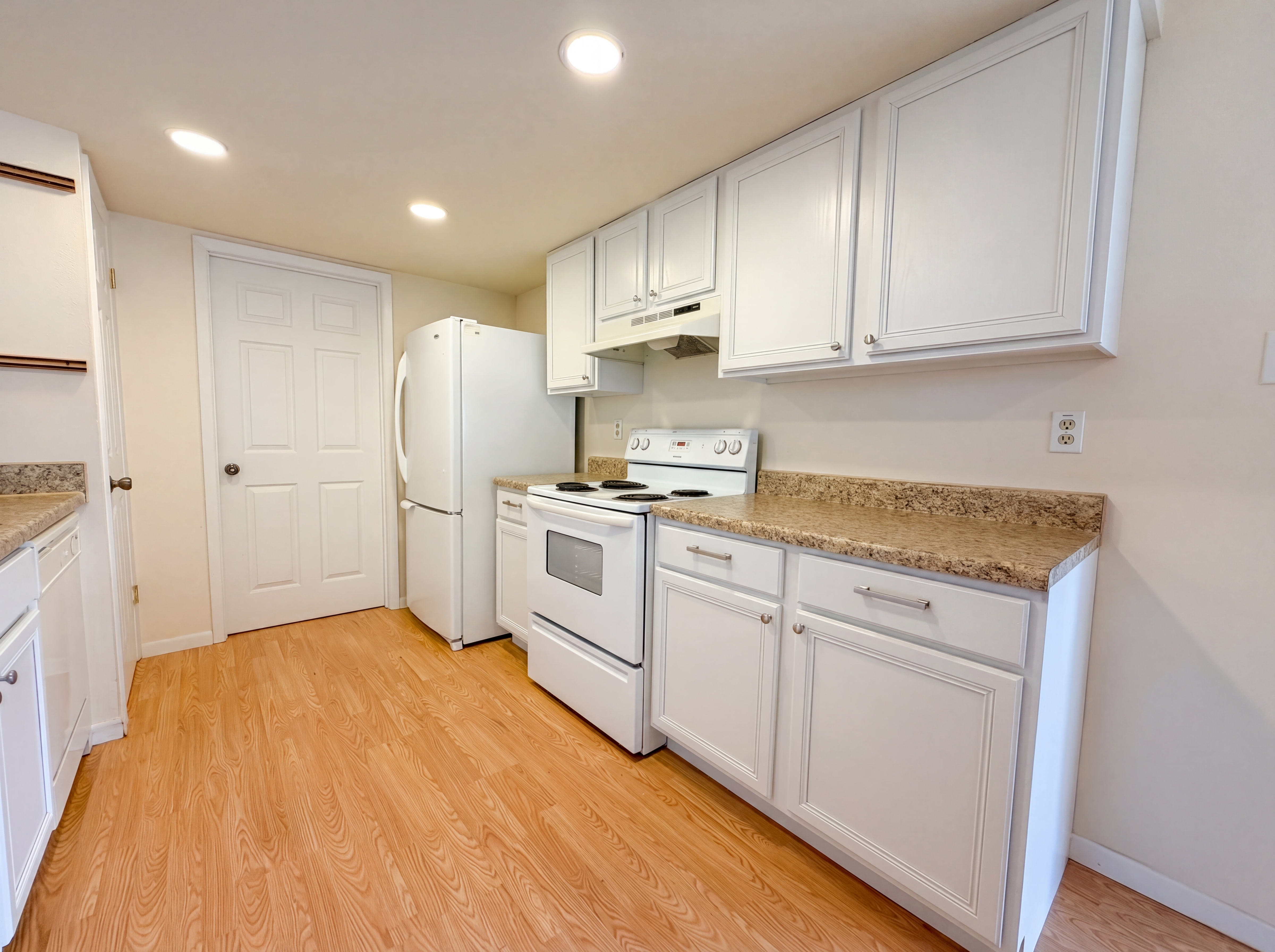 Photo 8 of 17 of 528 Pecan Dr, Schertz, TX