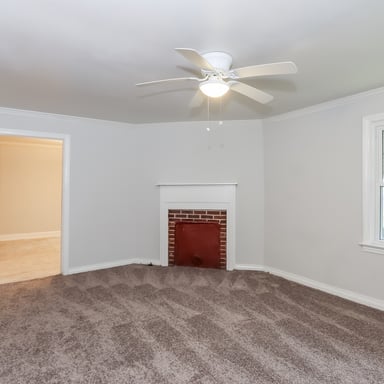 Property photo 3 of 2734 Magnolia Ave
