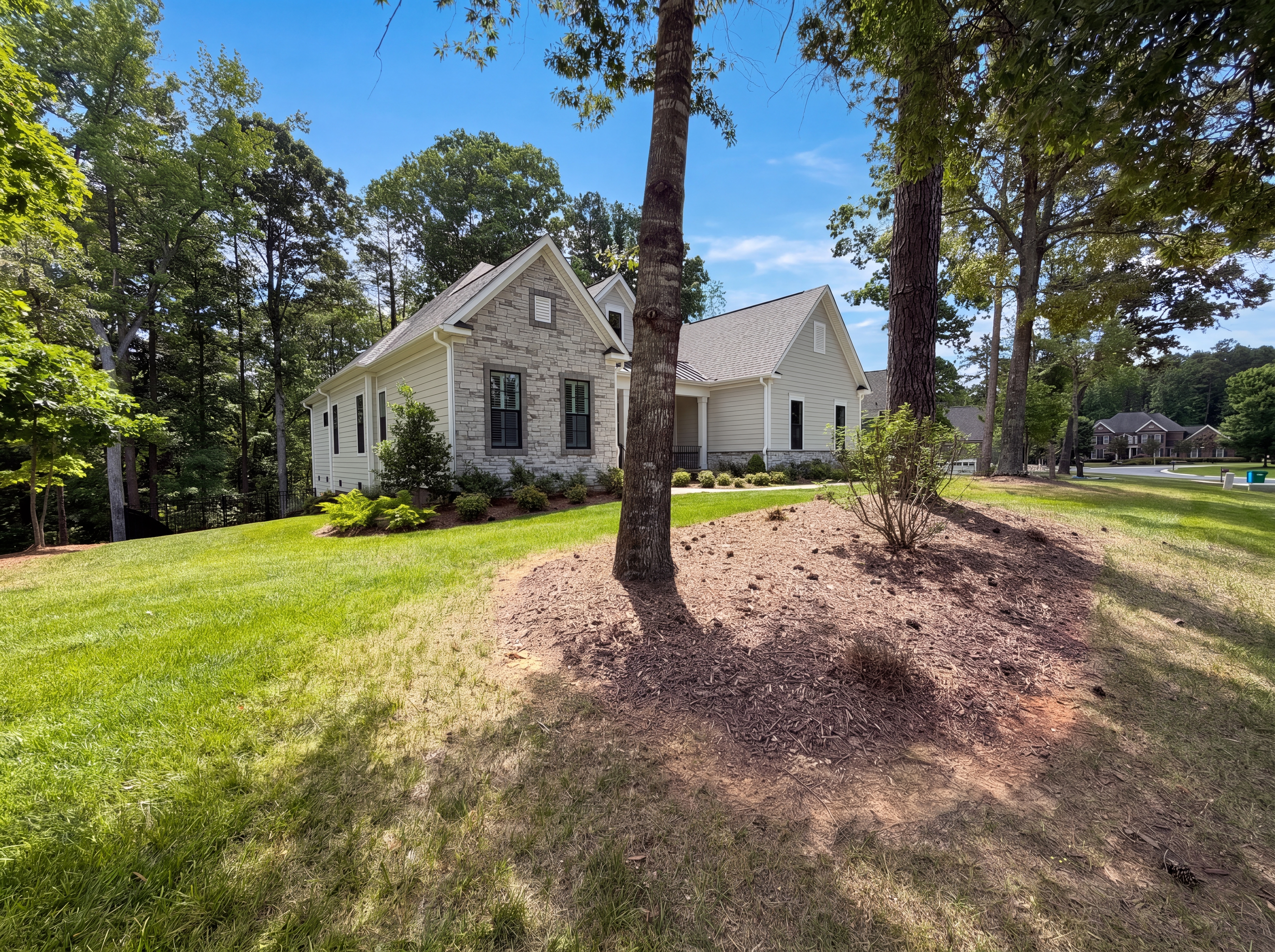 Photo 18 of 25 of 1020 Irish Creek Dr, Landis, NC