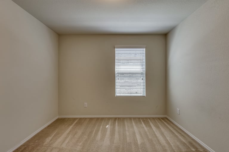 Photo 22 of 27 - 1104 Rivers Creek Ln, Little Elm, TX 75068