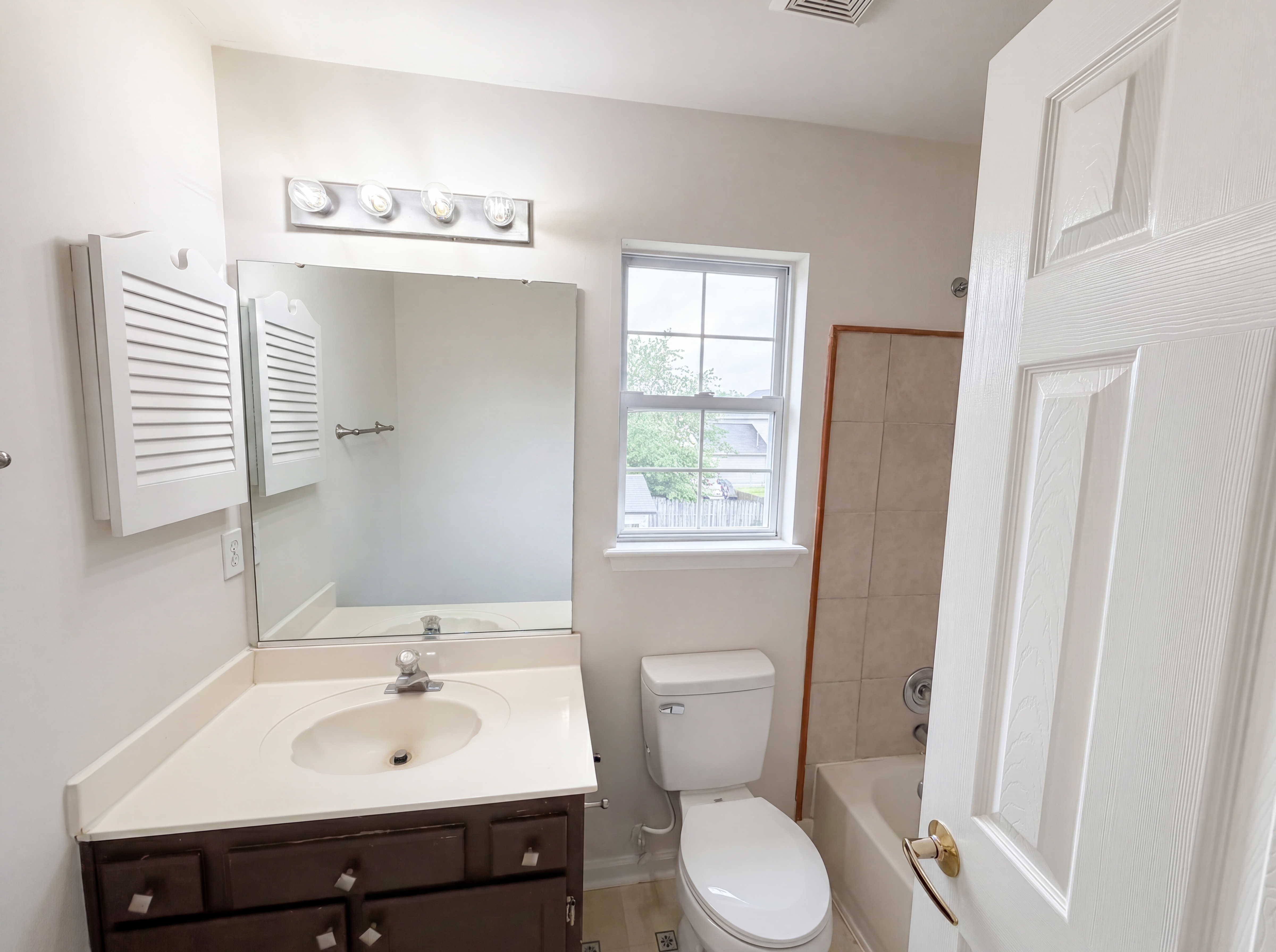 Photo 14 of 23 of 4975 Bentridge Dr NW, Concord, NC
