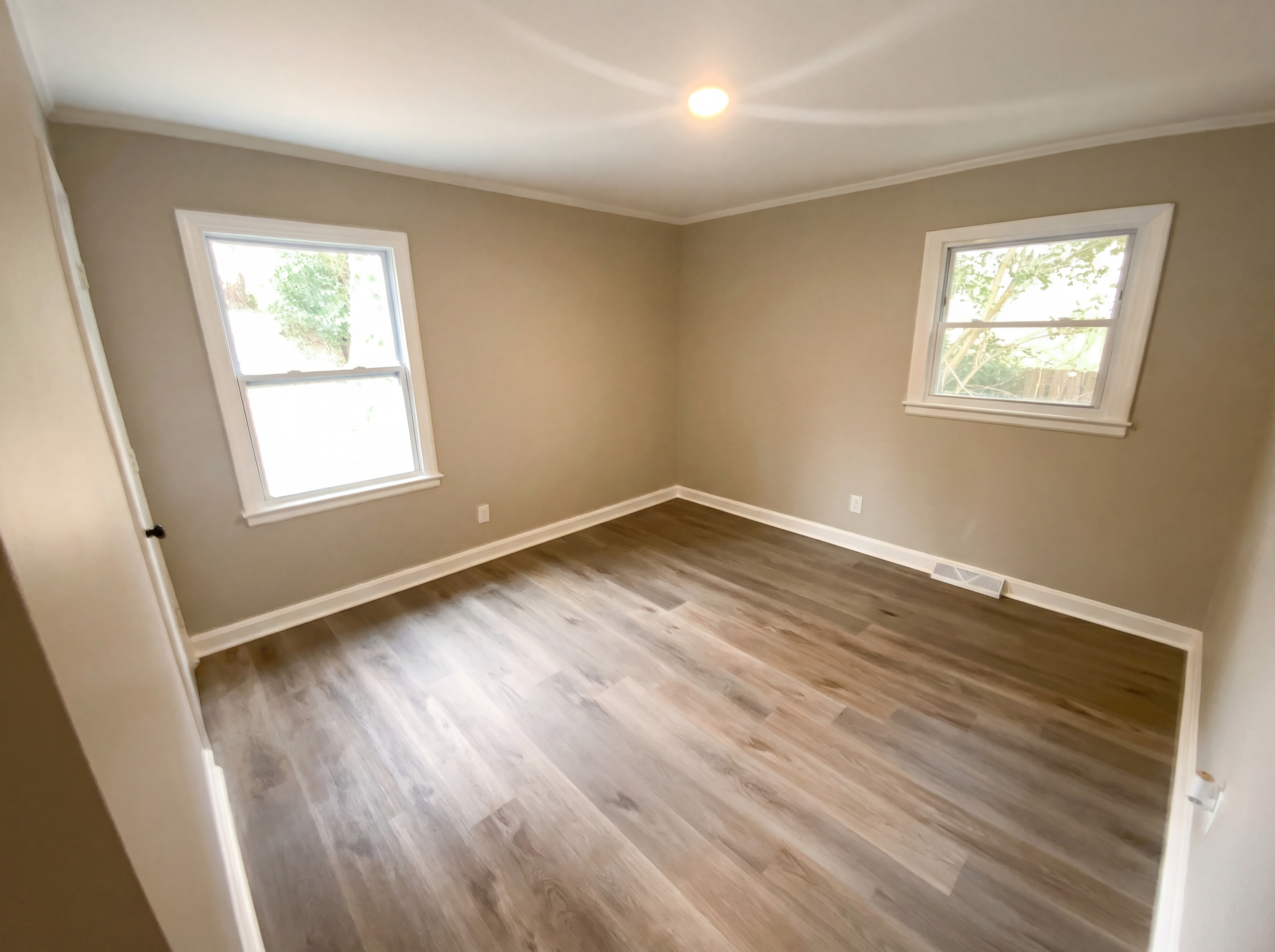 Photo 12 of 21 of 2122 Kilborne Dr, Charlotte, NC