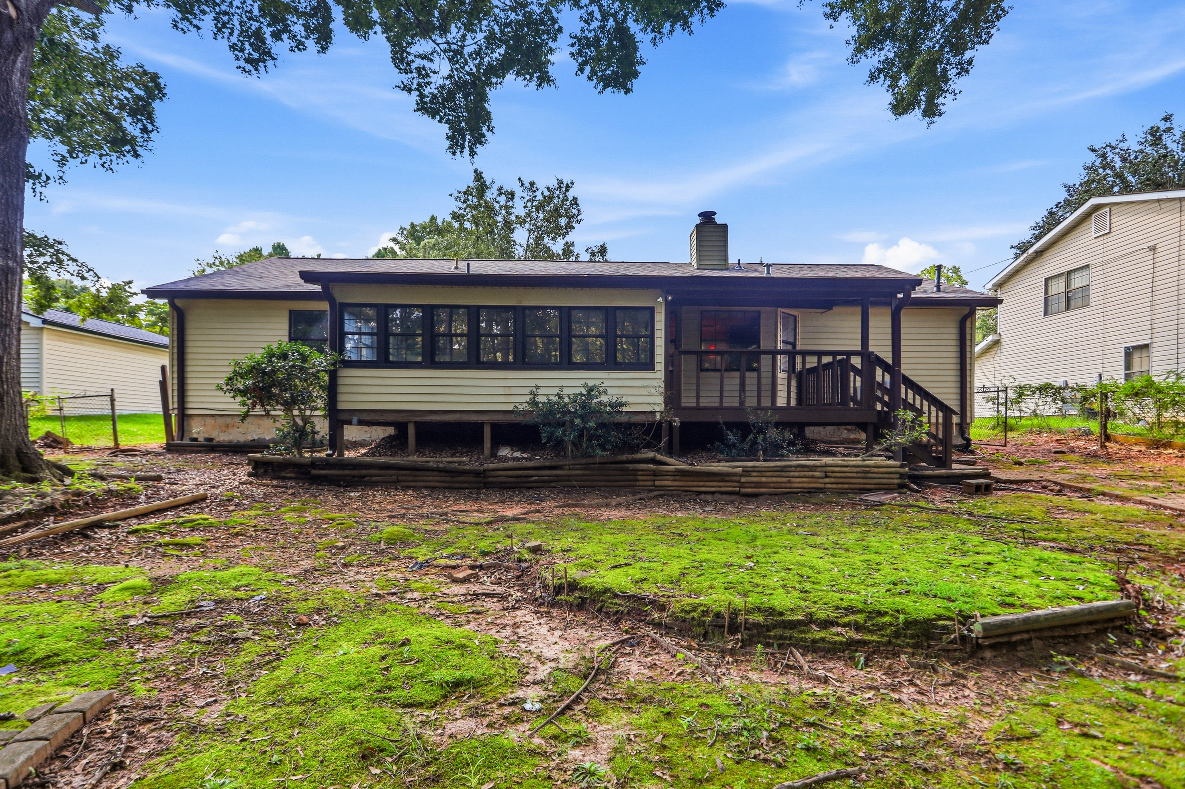 Photo 5 of 27 of 3772 Charlotte Dr, Rex, GA