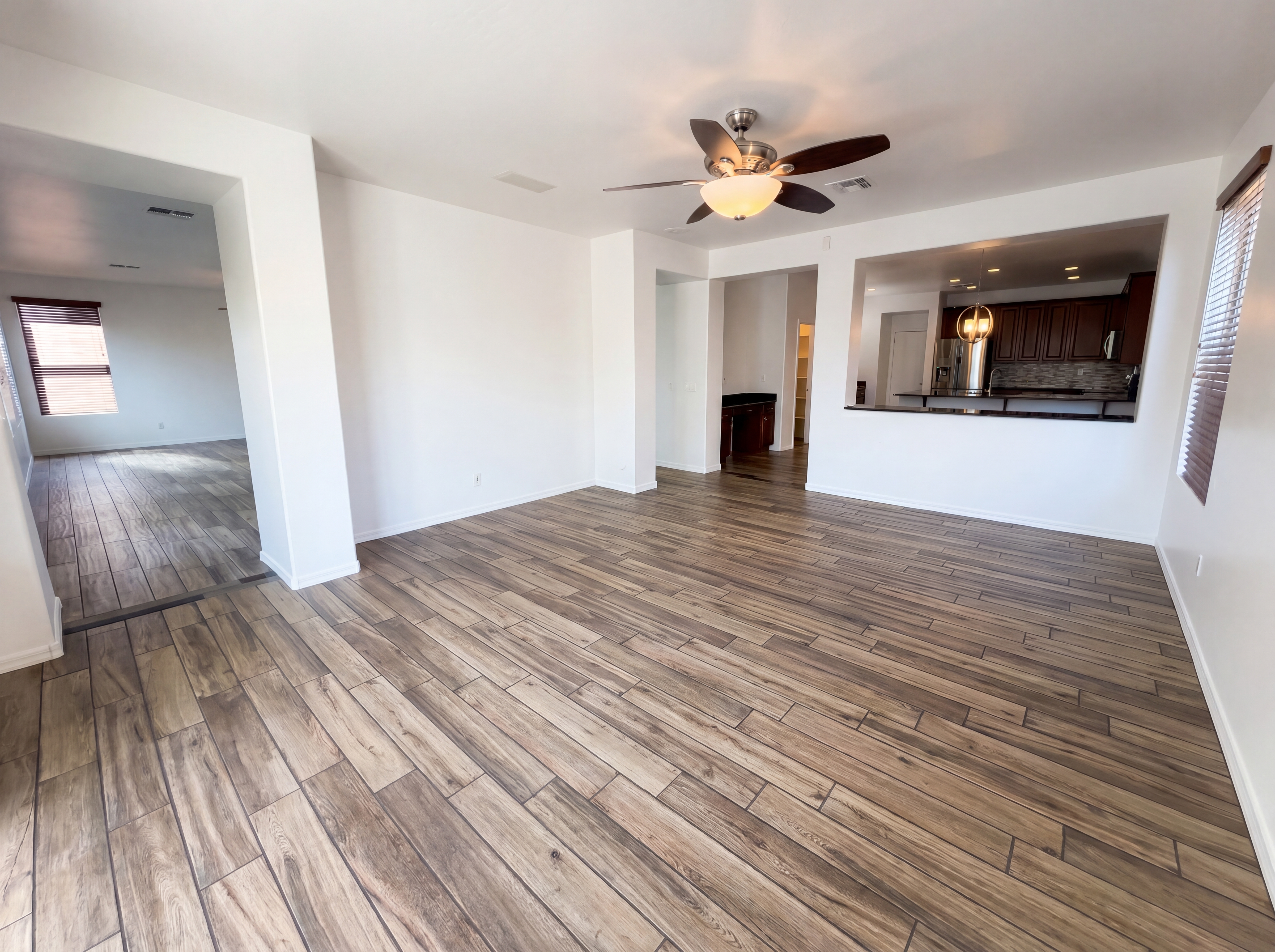 Photo 18 of 49 of 5509 W Rowel Rd, Phoenix, AZ