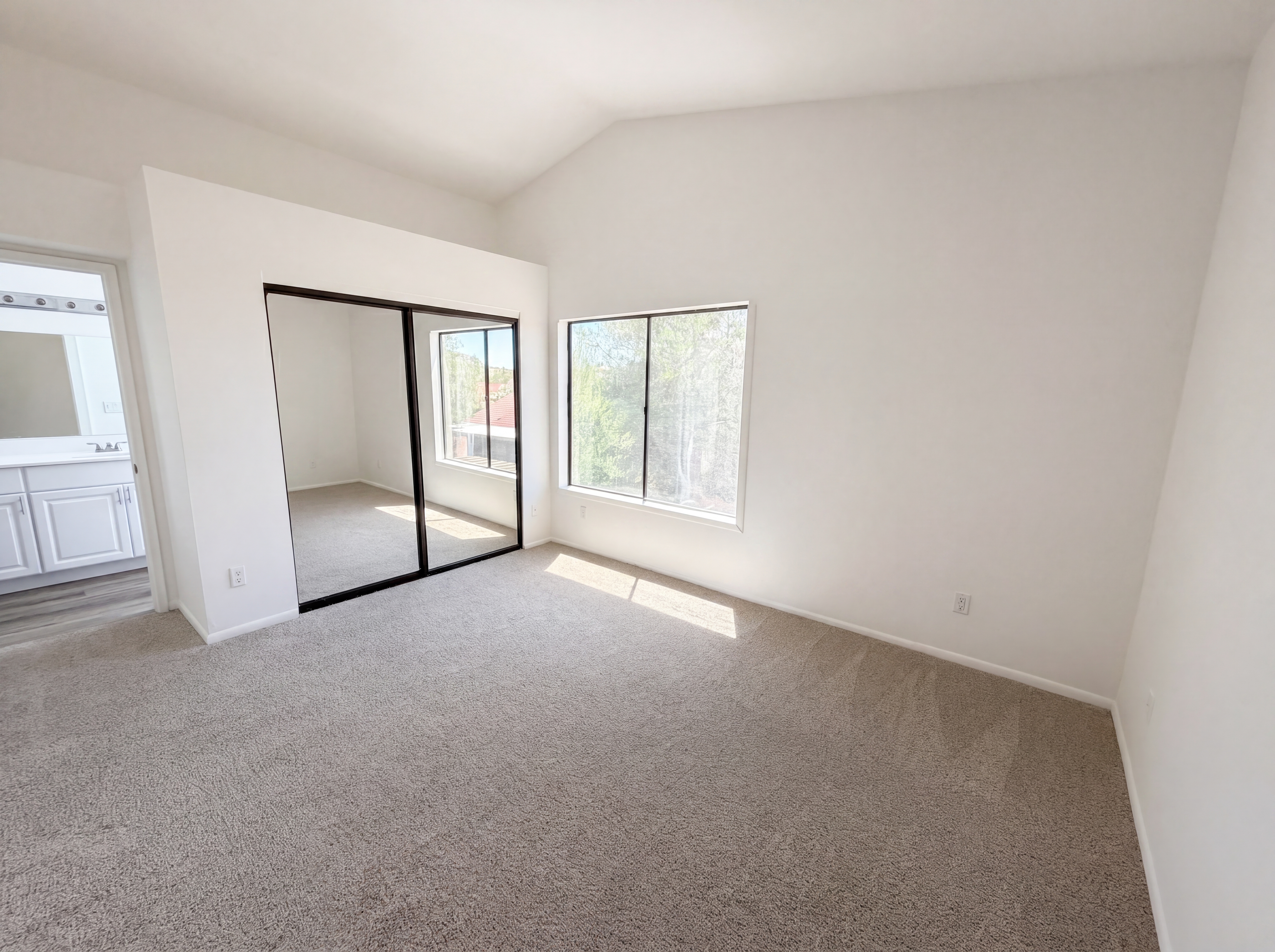 Photo 4 of 21 of 642 W Cassidy Pl, Tucson, AZ