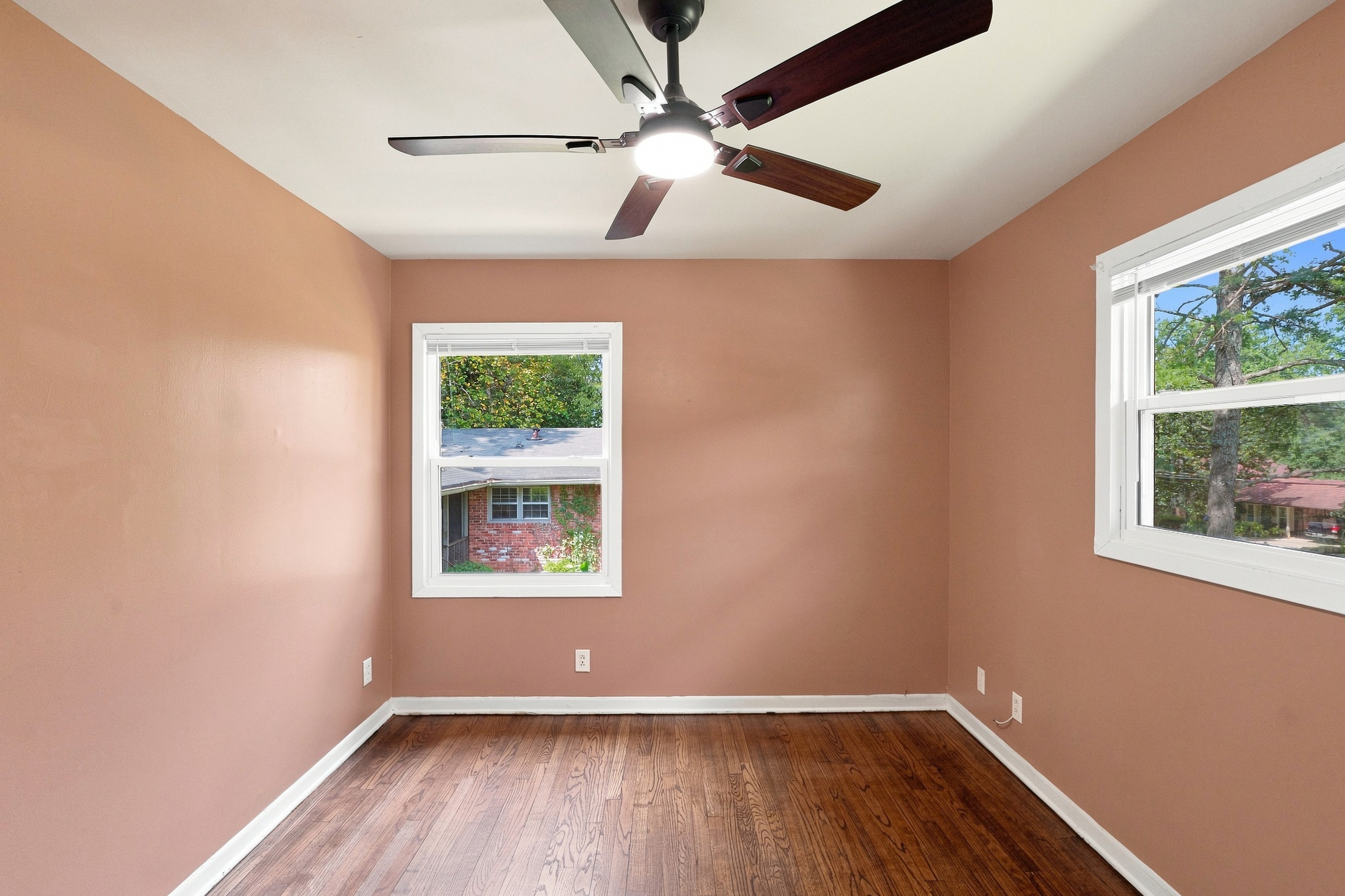 Photo 4 of 34 of 3713 Elkridge Dr, Decatur, GA