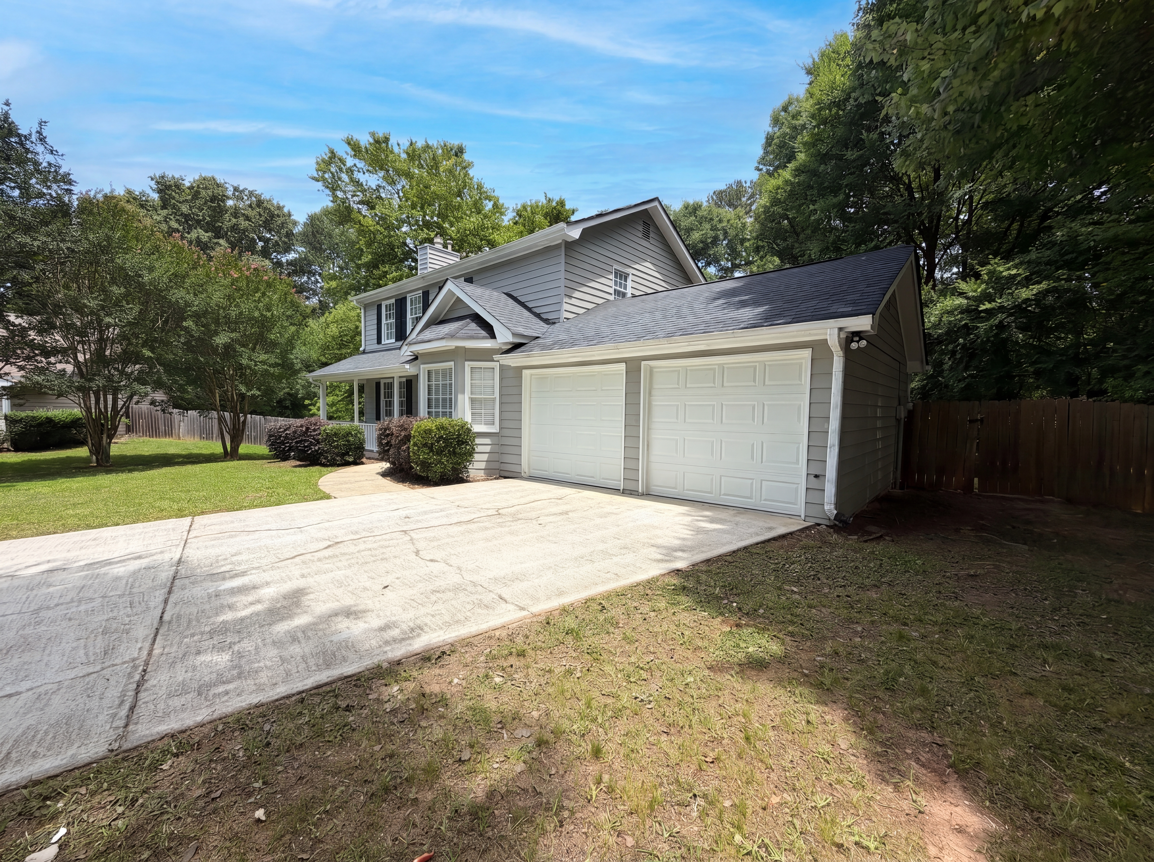 Photo 21 of 23 of 4078 Tara Ct, Loganville, GA