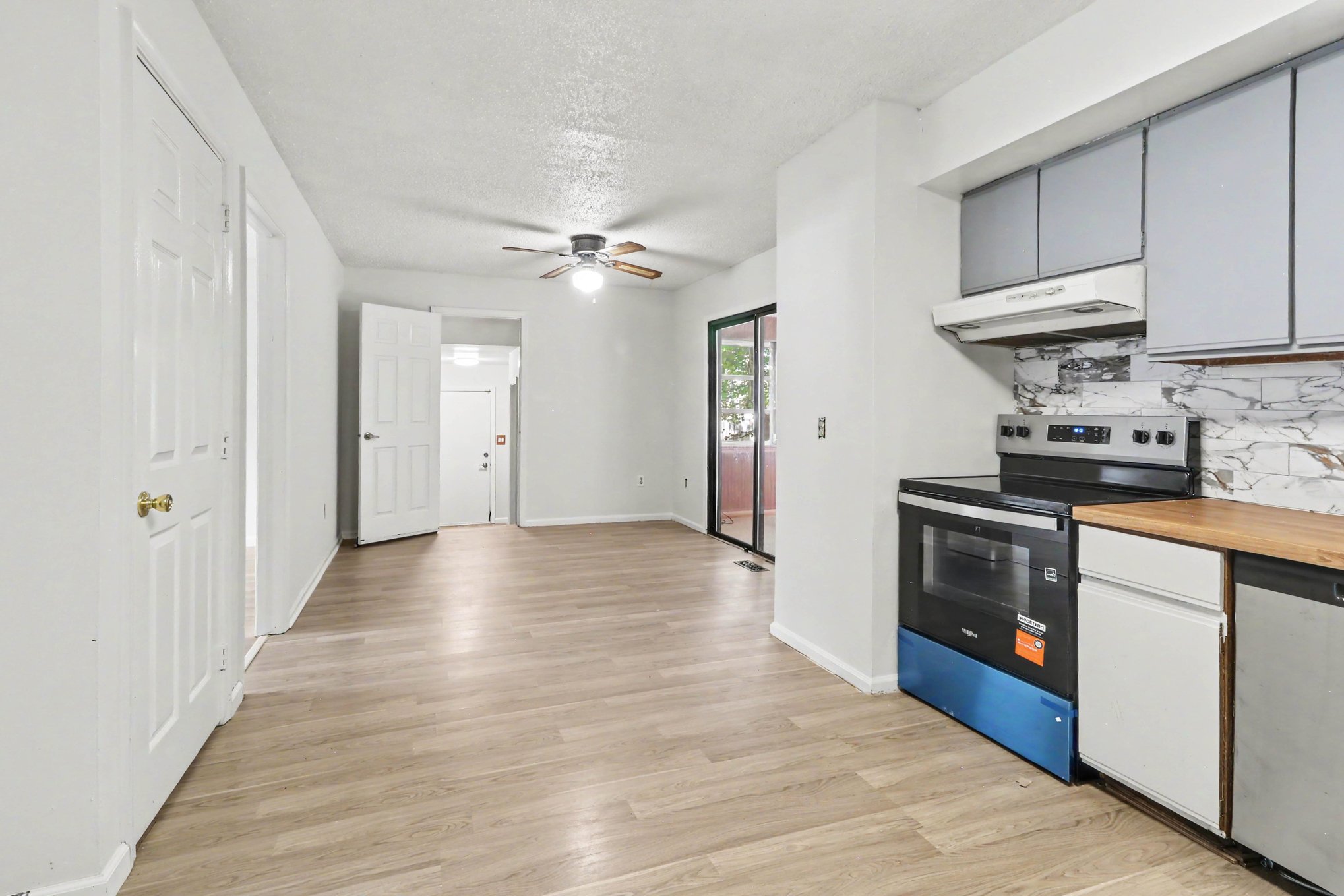 Photo 10 of 54 of 737 Fox Chase Cir, Bear, DE