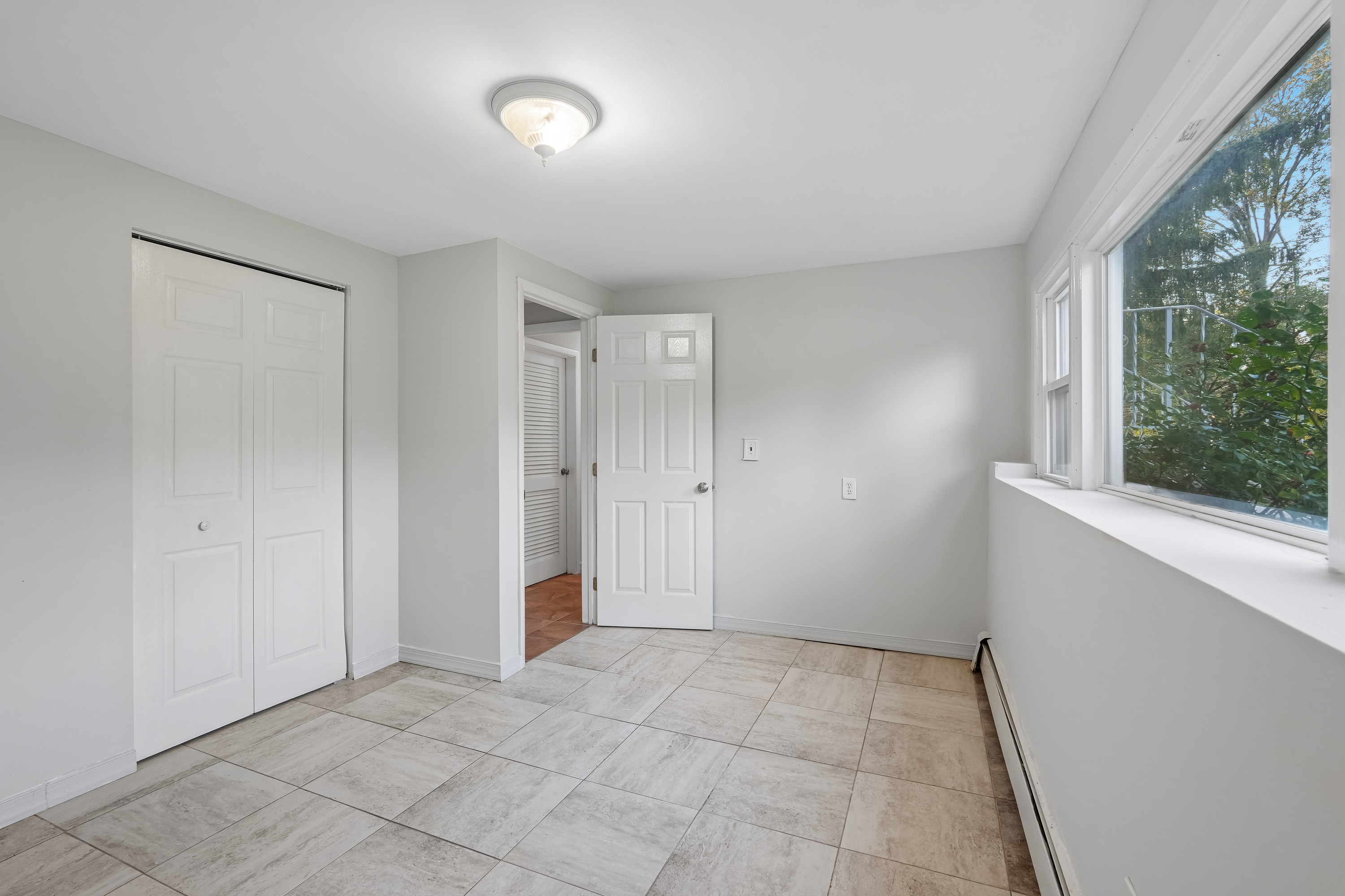Photo 20 of 36 of 274 Oradell Ave, Paramus, NJ