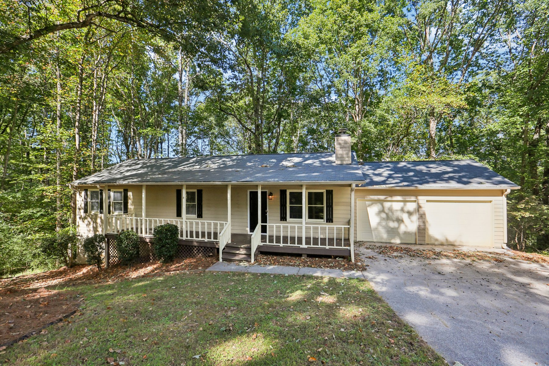 Photo 1 of 82 Park Ln