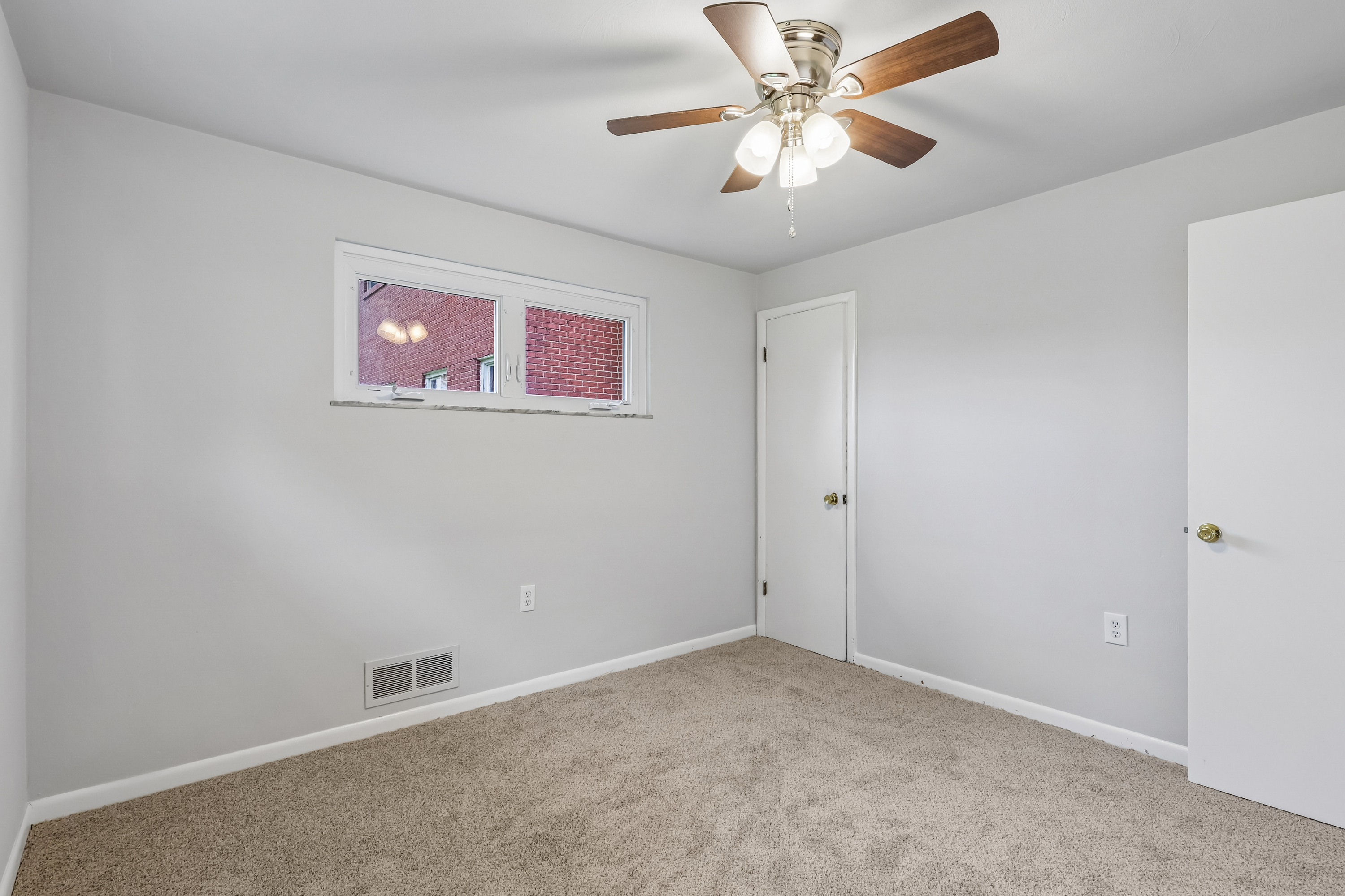 Photo 32 of 47 of 3207 Garbett St, McKeesport, PA