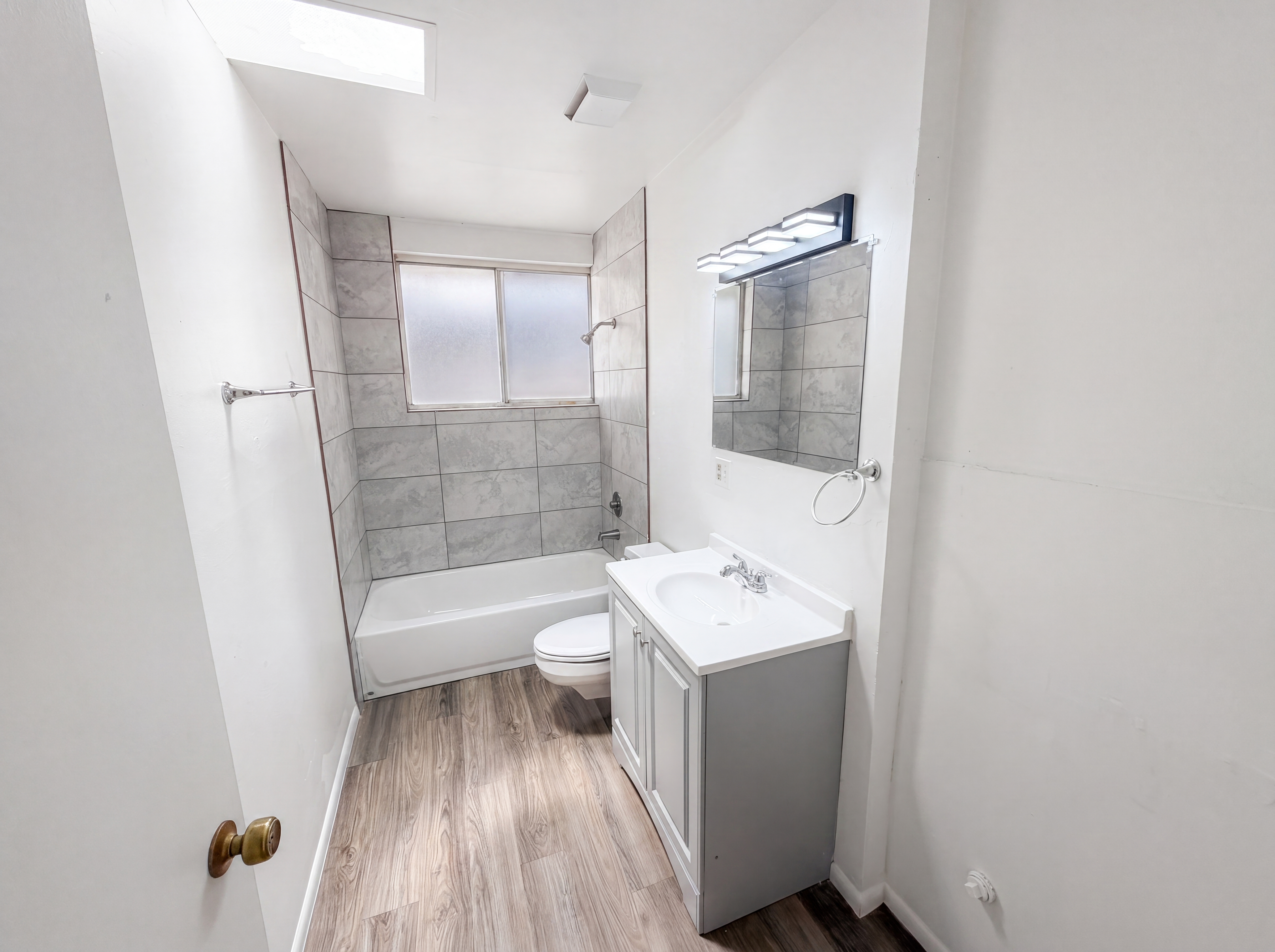Photo 9 of 21 of 2901 N Cloverland Ave, Tucson, AZ