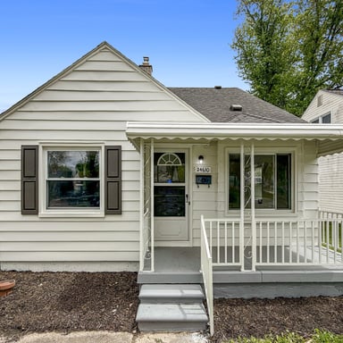 Property photo 1 of 24610 Parklawn St