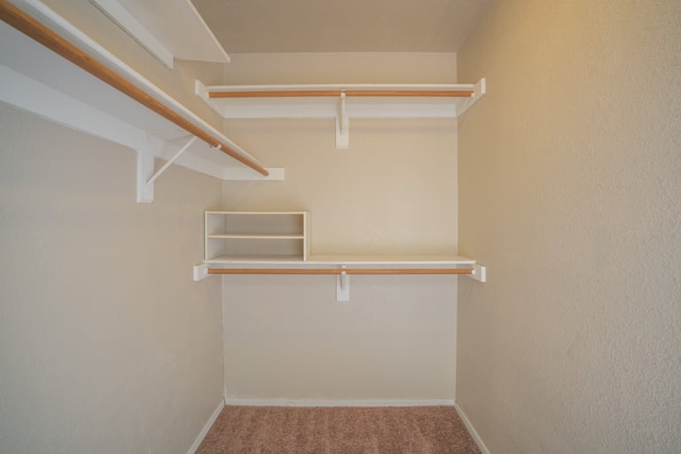 Photo 13 of 26 - 3201 W Ross Ave, Phoenix, AZ 85027