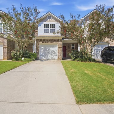 Property photo 1 of 3318 Fernview Dr
