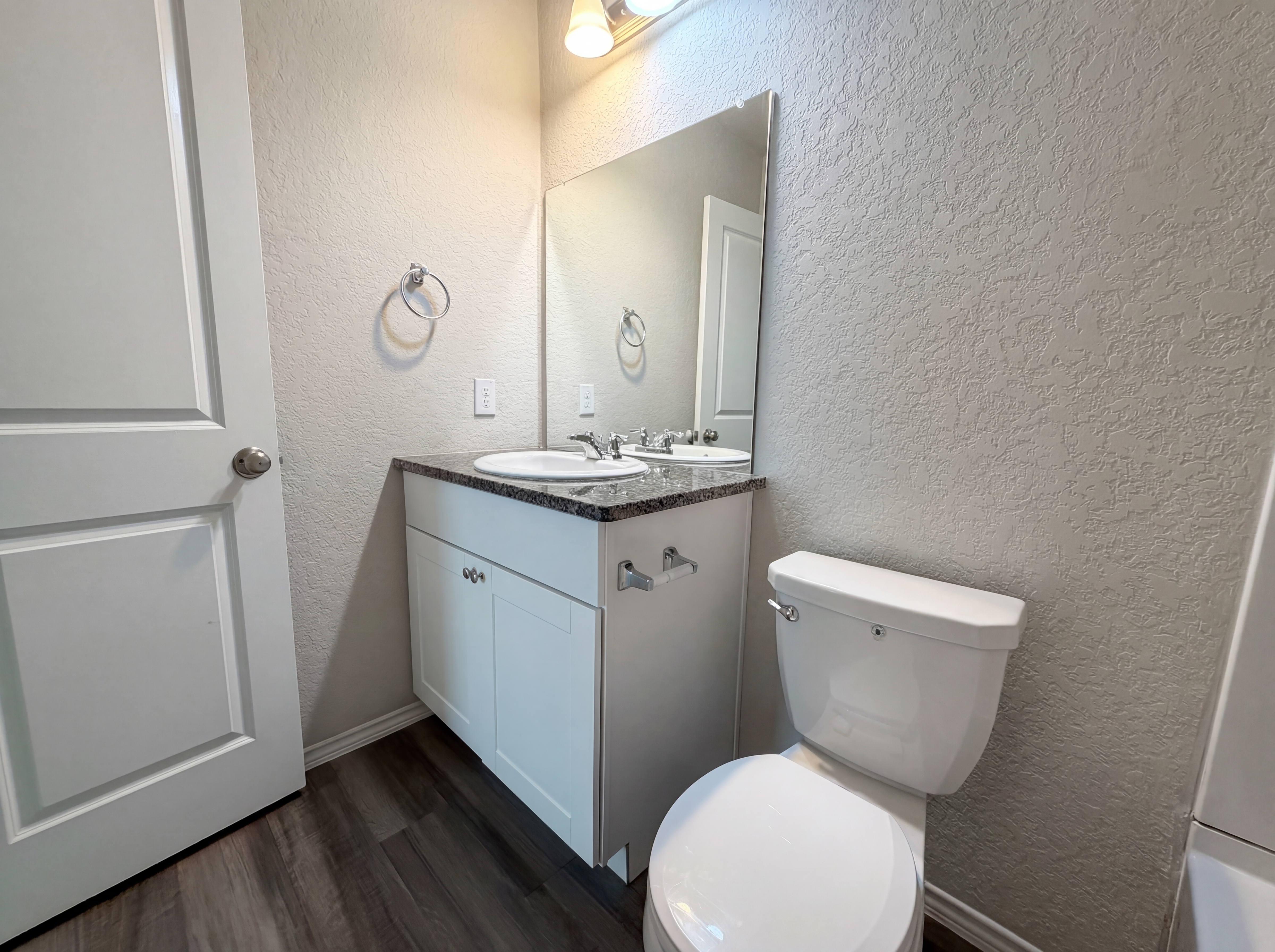 Photo 13 of 17 of 210 Expedition Way, San Antonio, TX