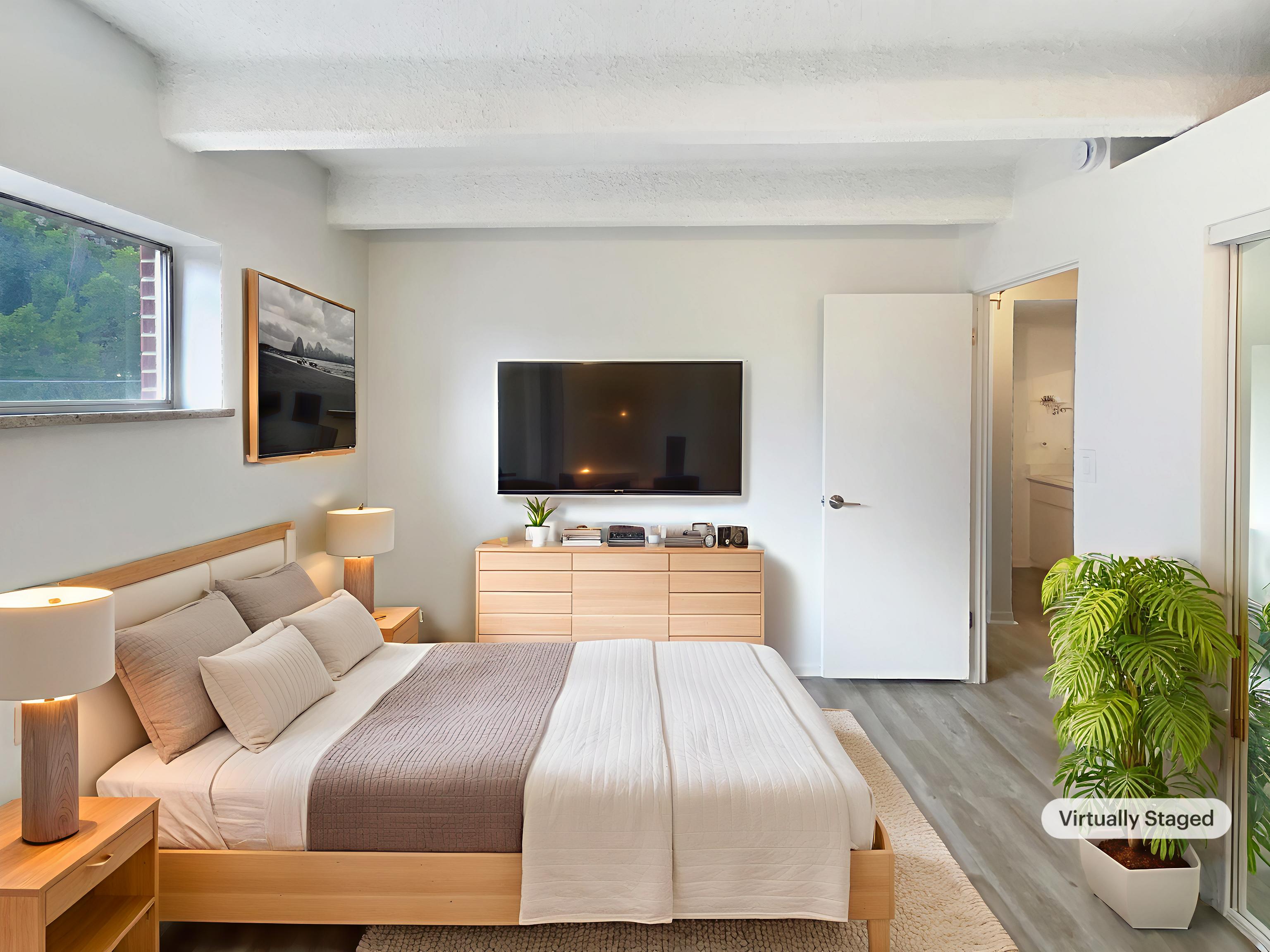 Photo 4 of 18 of 2401 S Gaylord St, Denver, CO