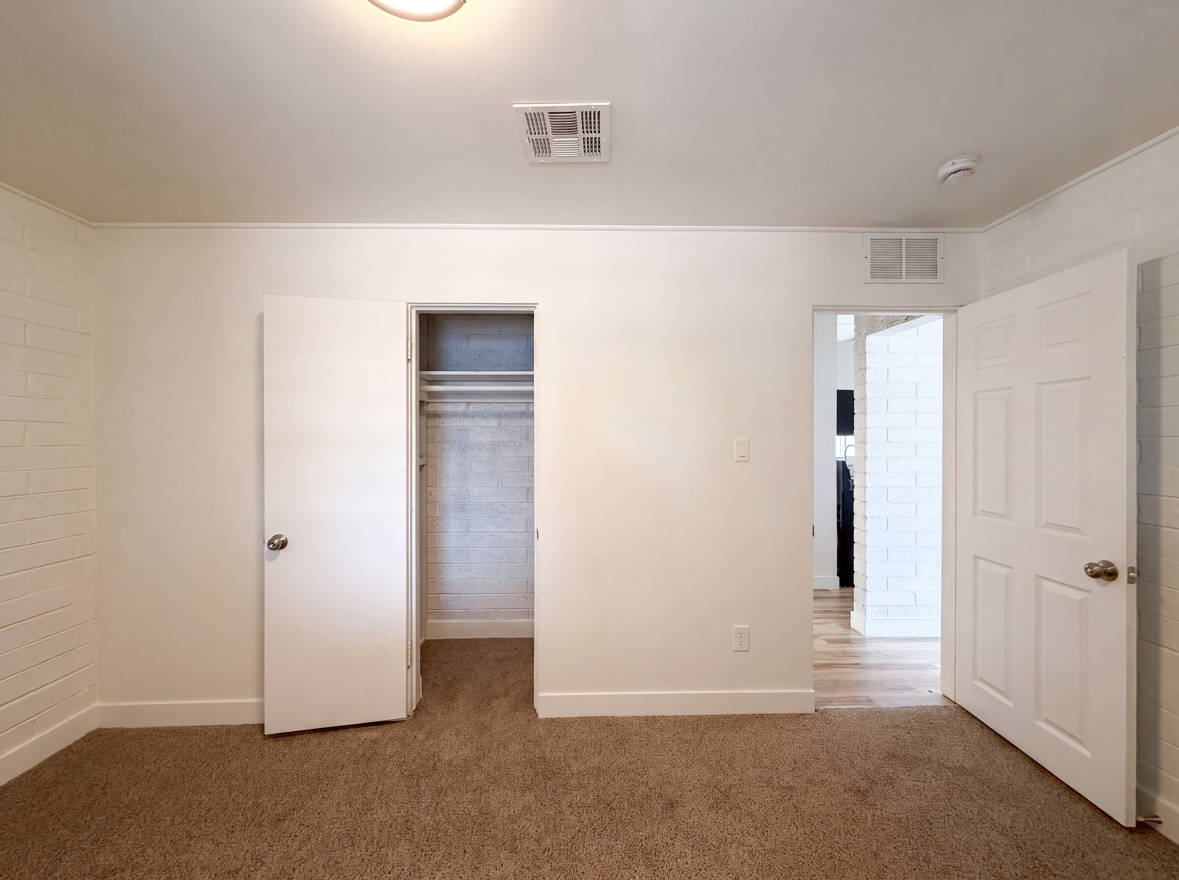 Photo 11 of 21 of 1507 W Wier Ave, Phoenix, AZ