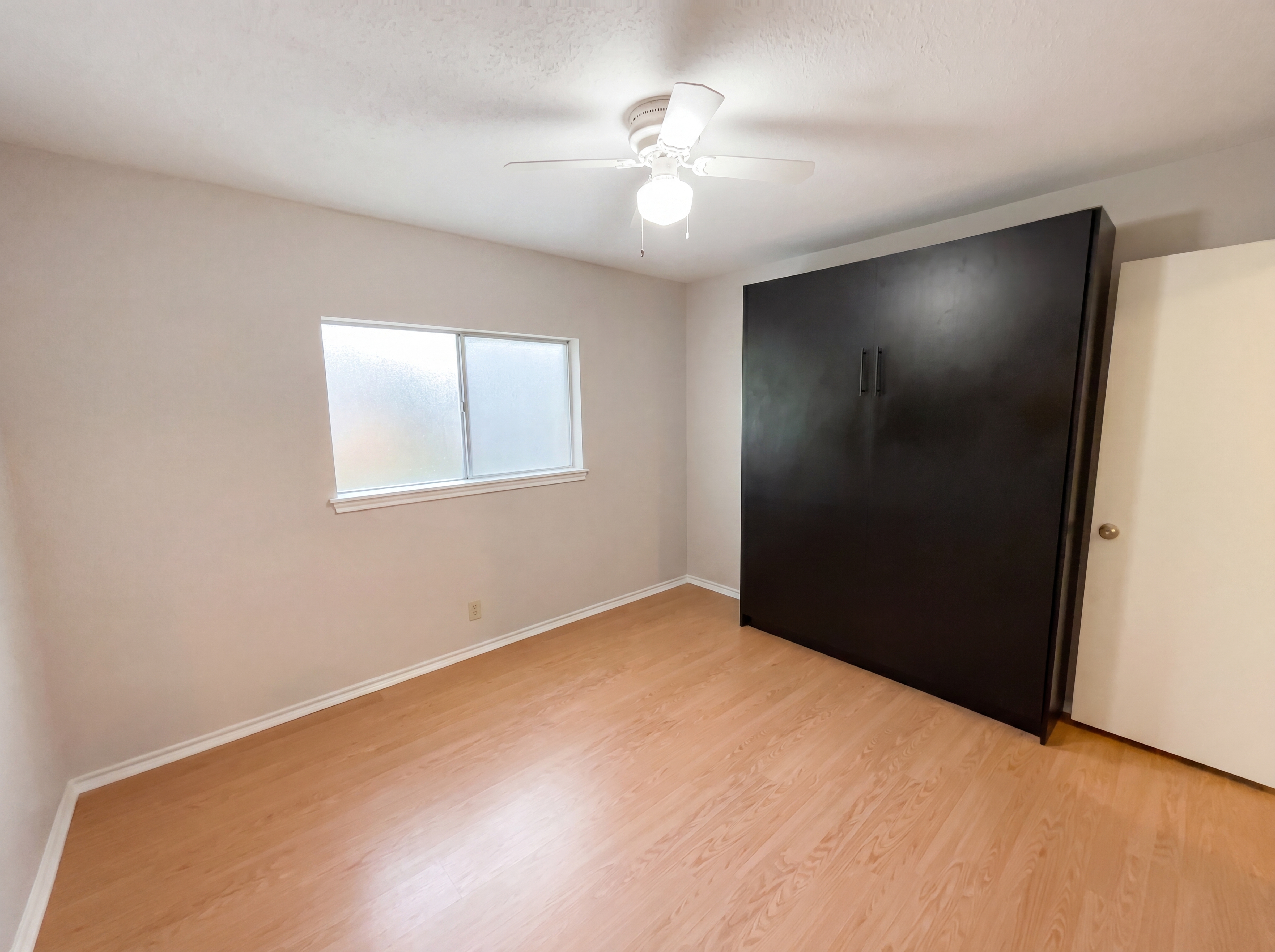 Photo 10 of 19 of 10967 Cedar Park, San Antonio, TX