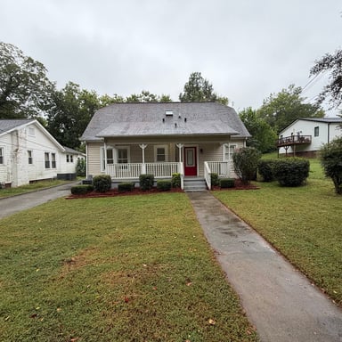 Property photo 1 of 199 Vance Dr NE