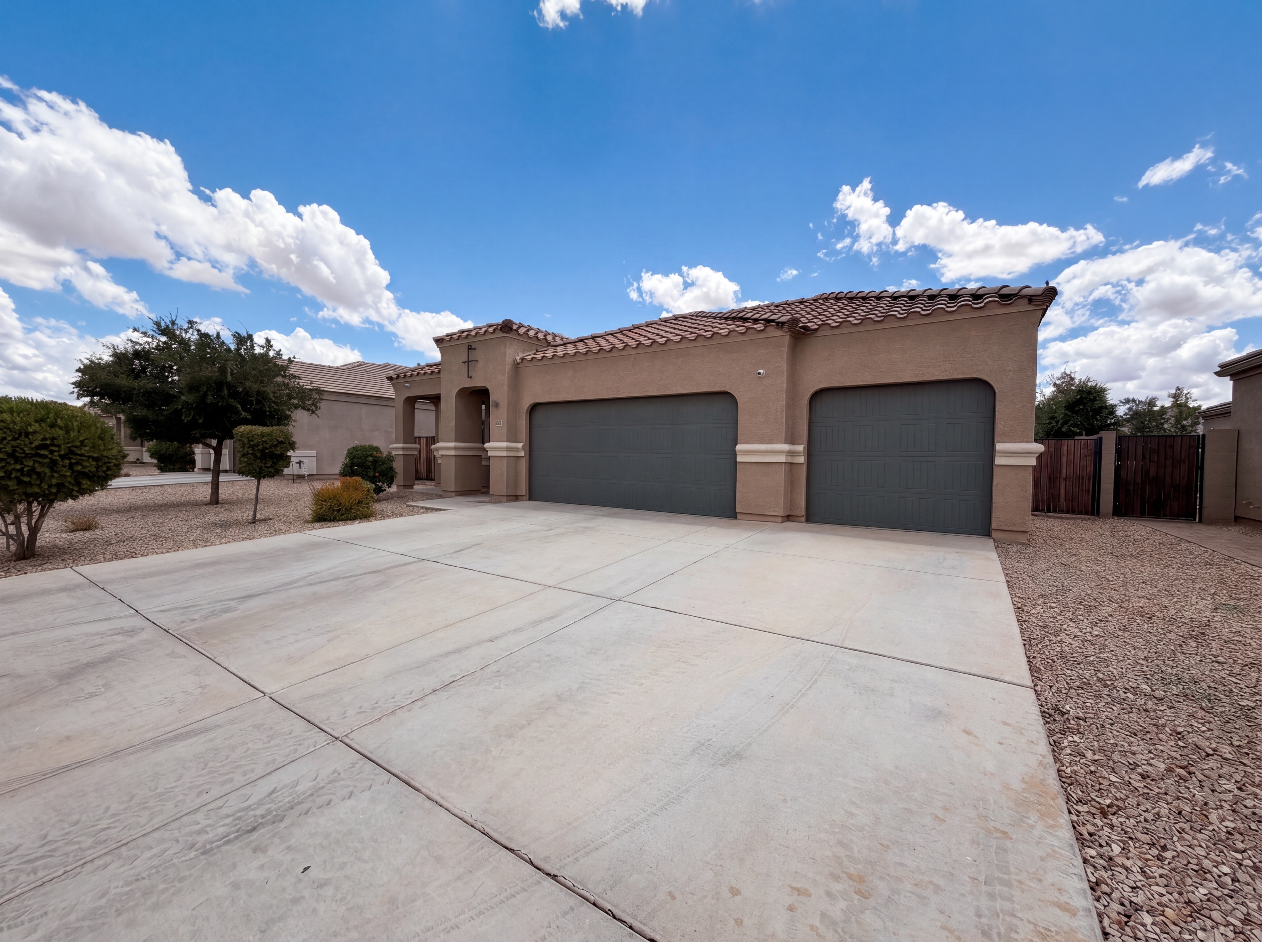 Photo 18 of 21 of 11639 E Cliffrose Ln, Florence, AZ