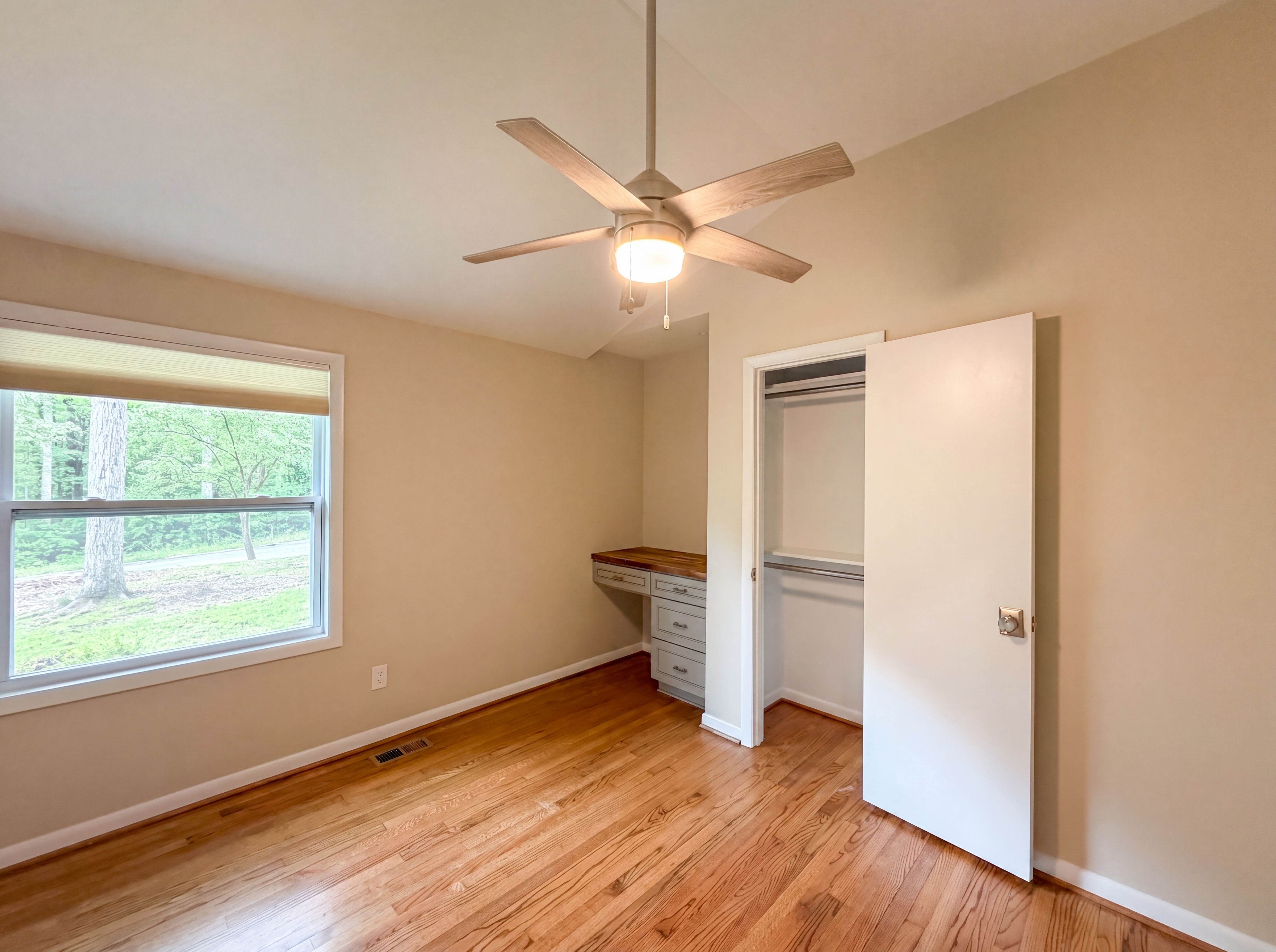 Photo 10 of 16 of 6625 Suburban Dr, Raleigh, NC