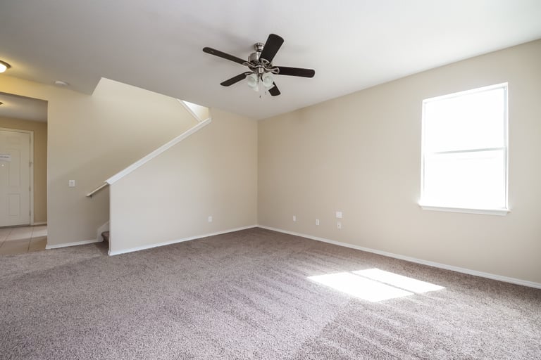 Photo 9 of 24 - 2122 Sunbow Ave, Apopka, FL 32703