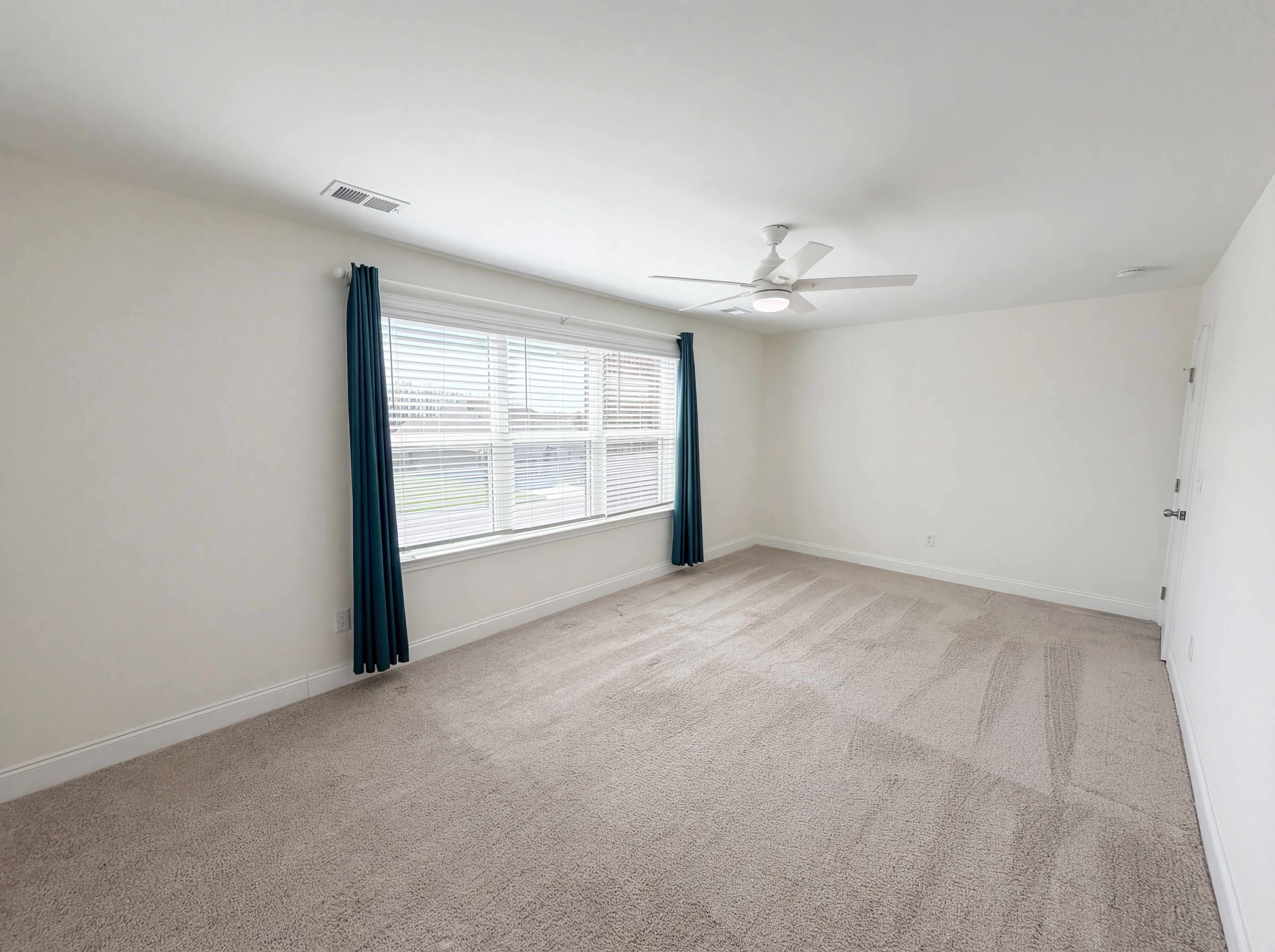 Photo 41 of 44 of 2714 Green Ash Ln, Knoxville, TN