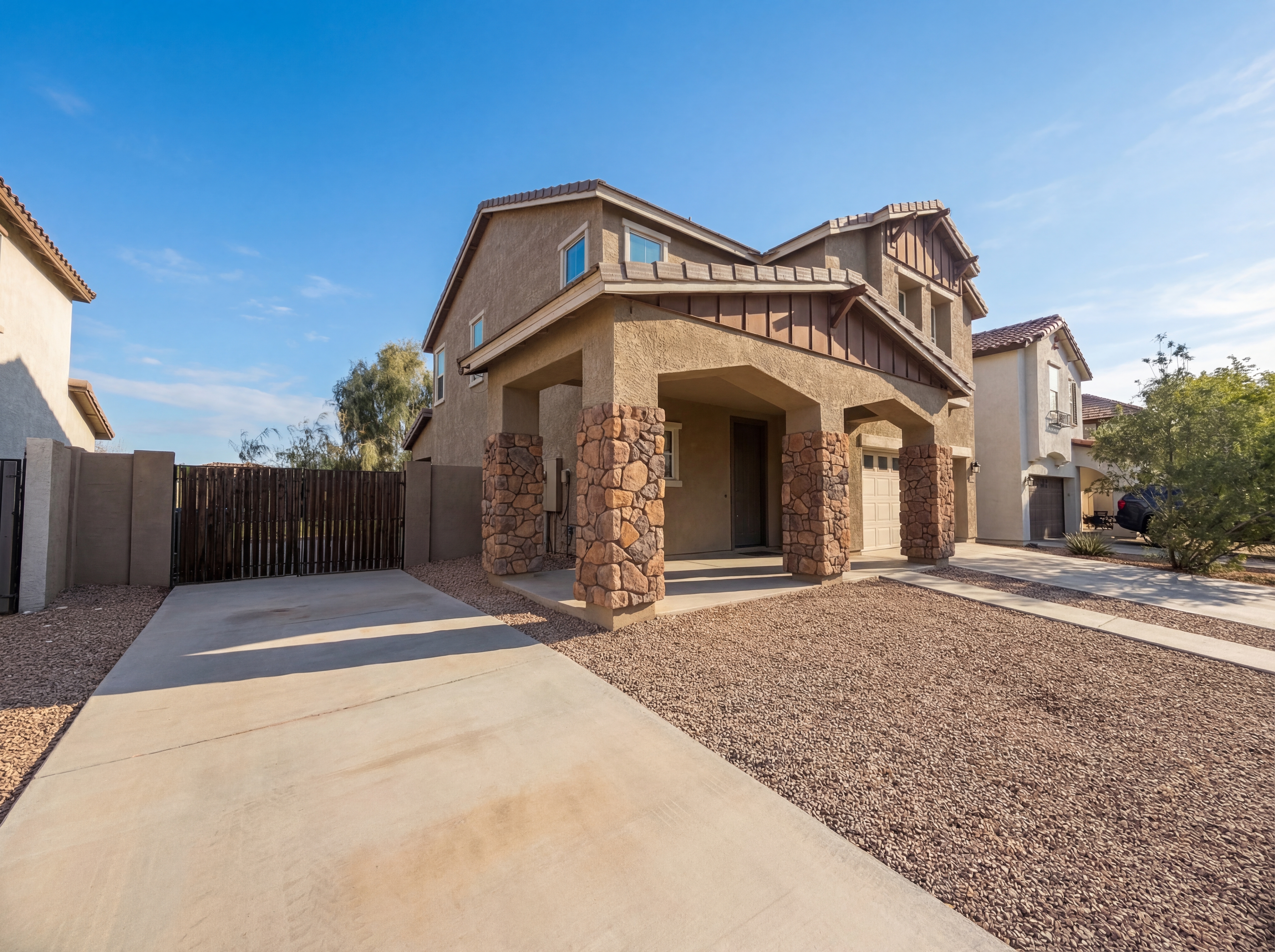 Photo 7 of 18 of 22251 E Via De Olivos Ct, Queen Creek, AZ