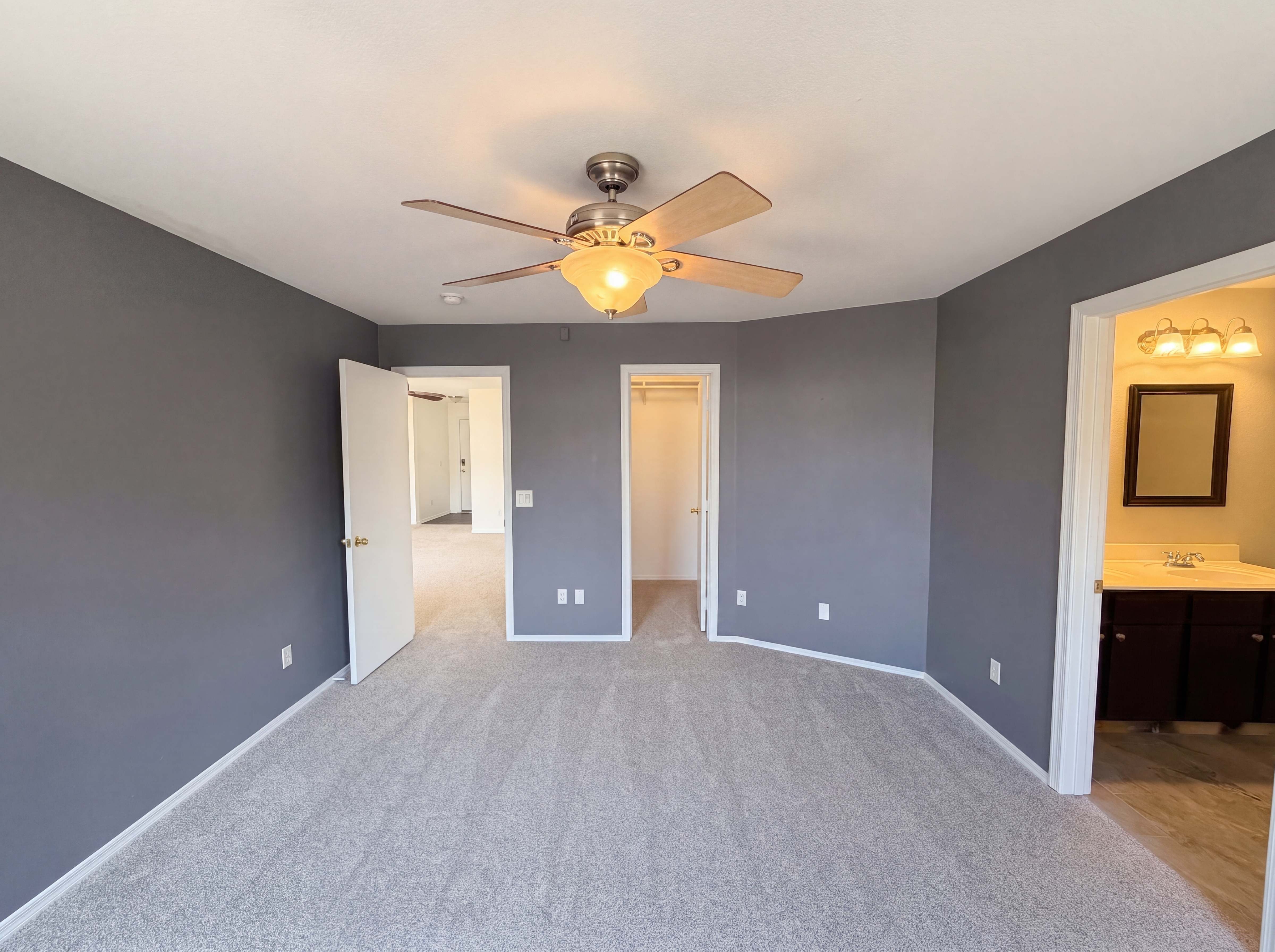 Photo 11 of 23 of 727 E Mahoney Cir, Buckeye, AZ