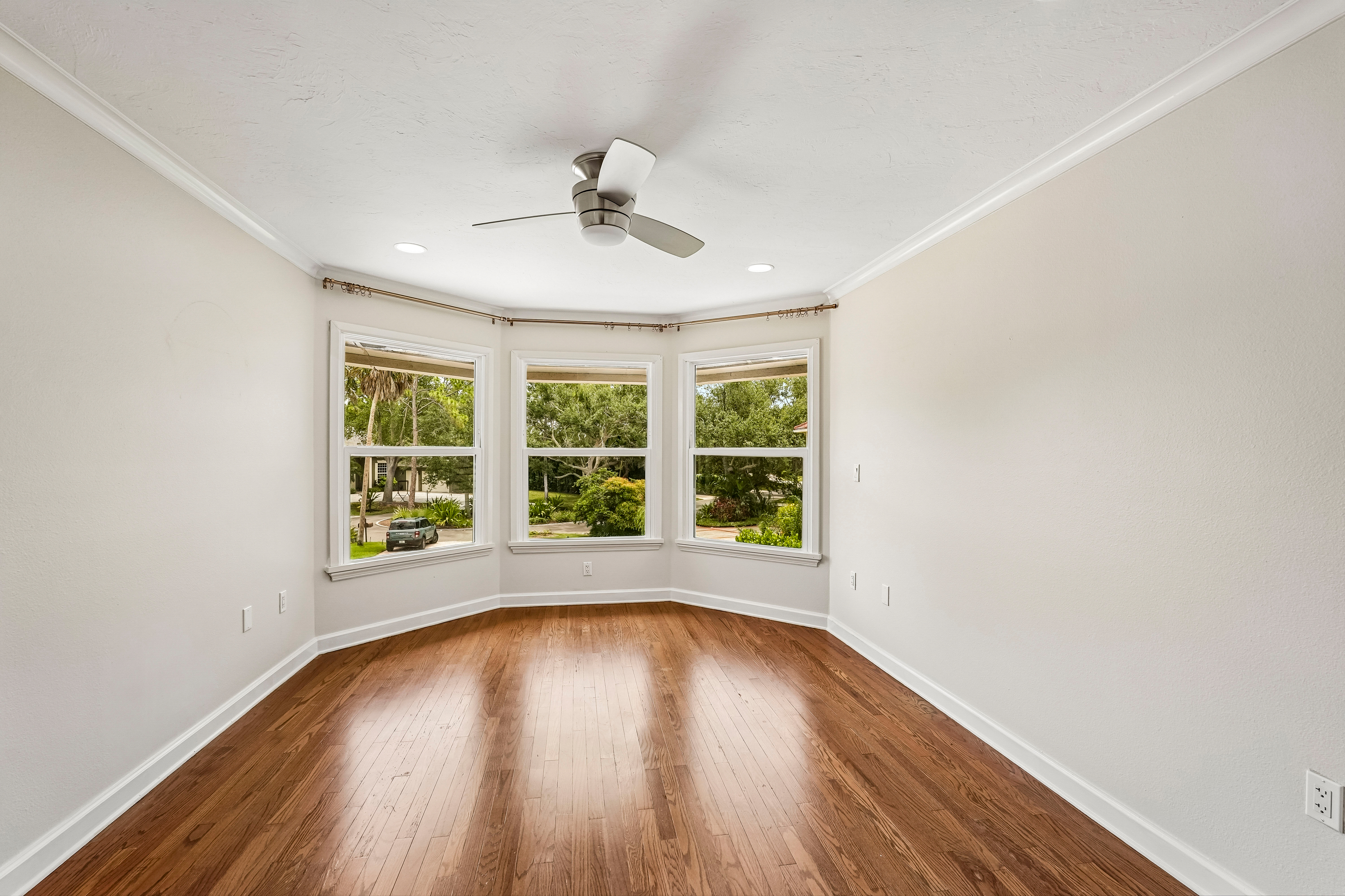Photo 51 of 68 of 1675 Landings Ln, Sarasota, FL