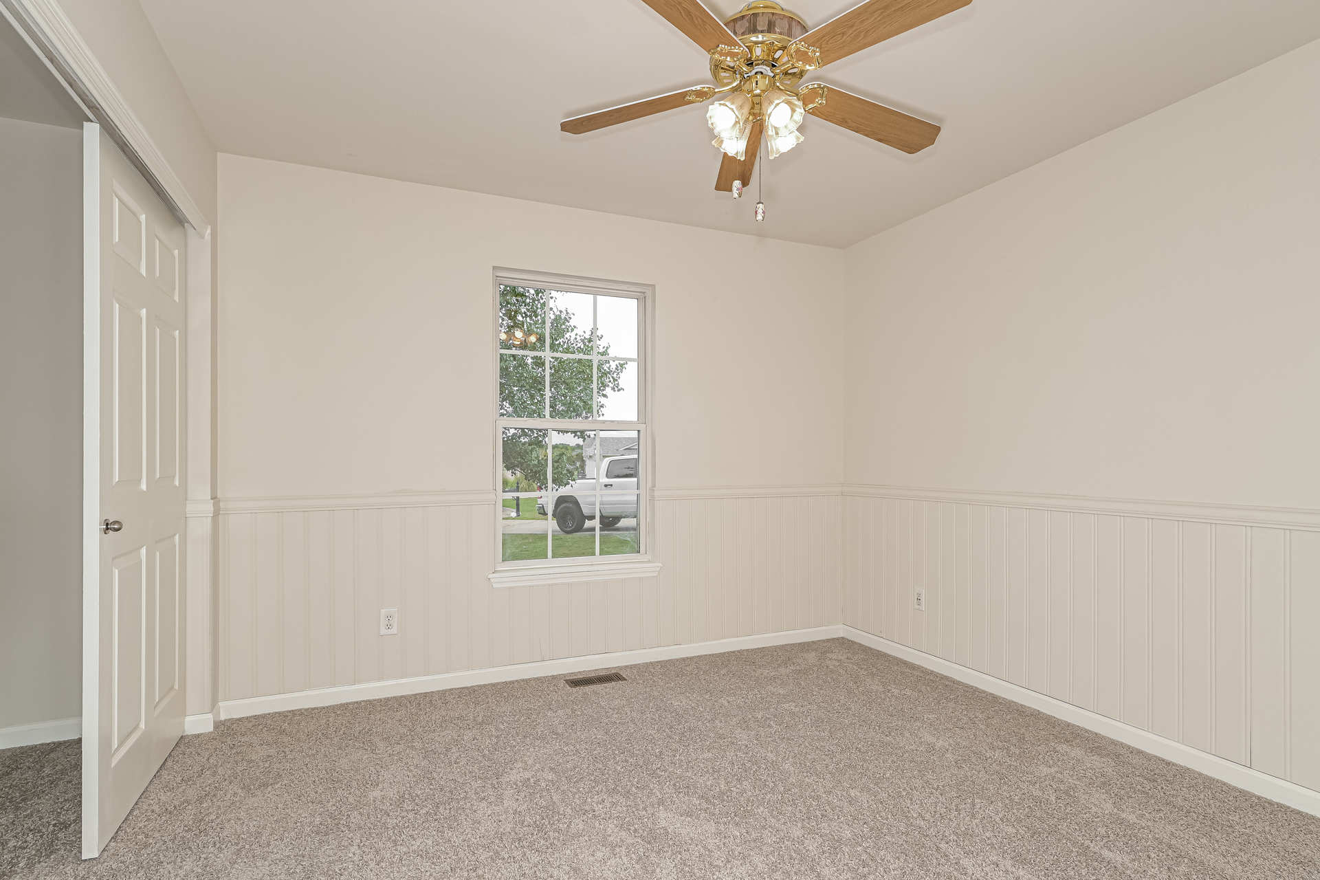 Photo 14 of 21 of 162 Trotters Creek Ln, Wright City, MO