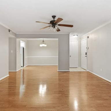 Property photo 3 of 5145 Roswell Rd Unit 7