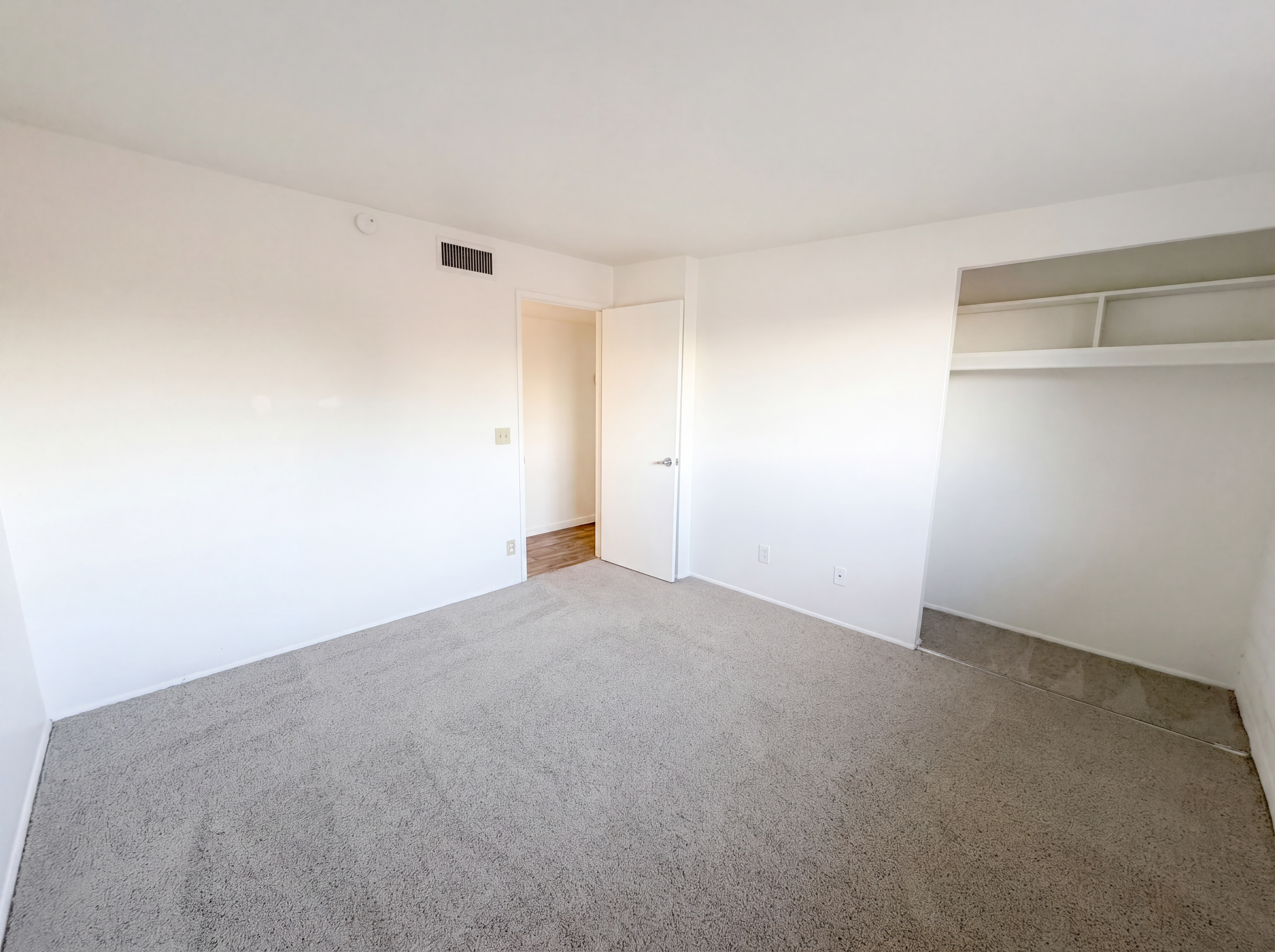 Photo 9 of 17 of 8421 E Balfour Dr, Tucson, AZ
