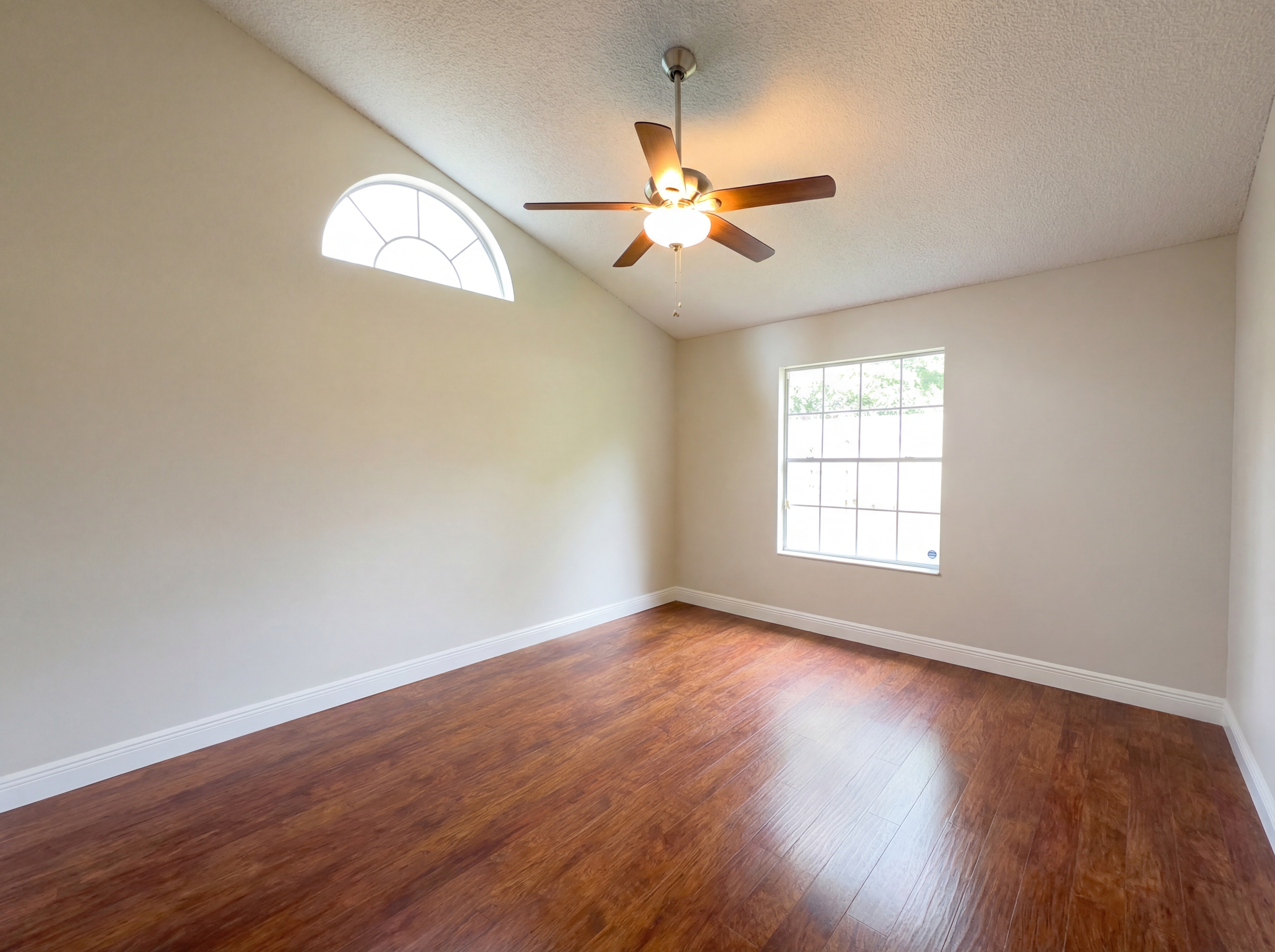Photo 4 of 18 of 1696 Chatham Cir, Apopka, FL