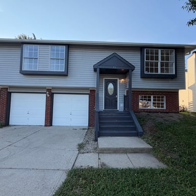 Property photo 1 of 71 Westridge Pl