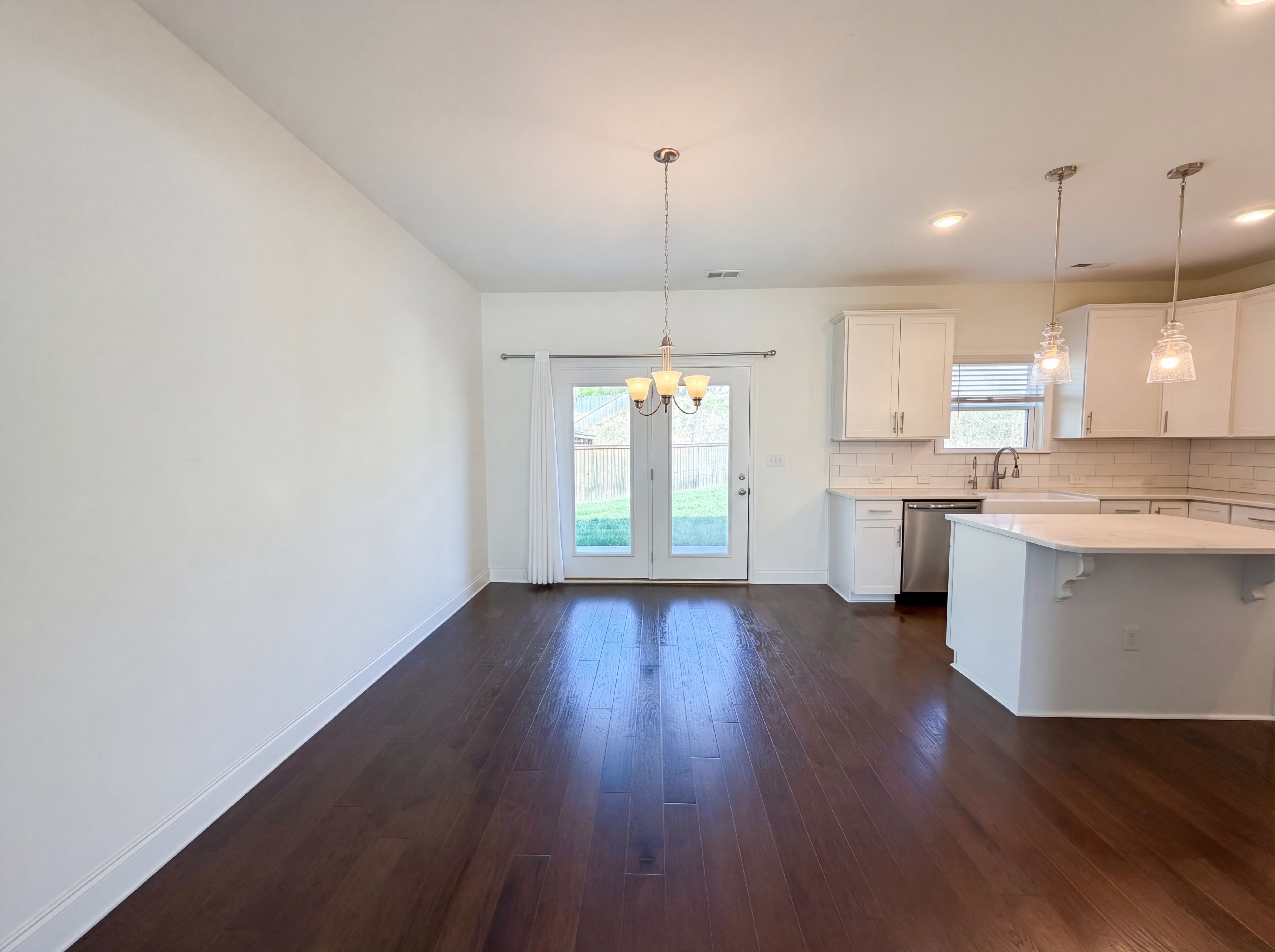 Photo 16 of 44 of 2714 Green Ash Ln, Knoxville, TN