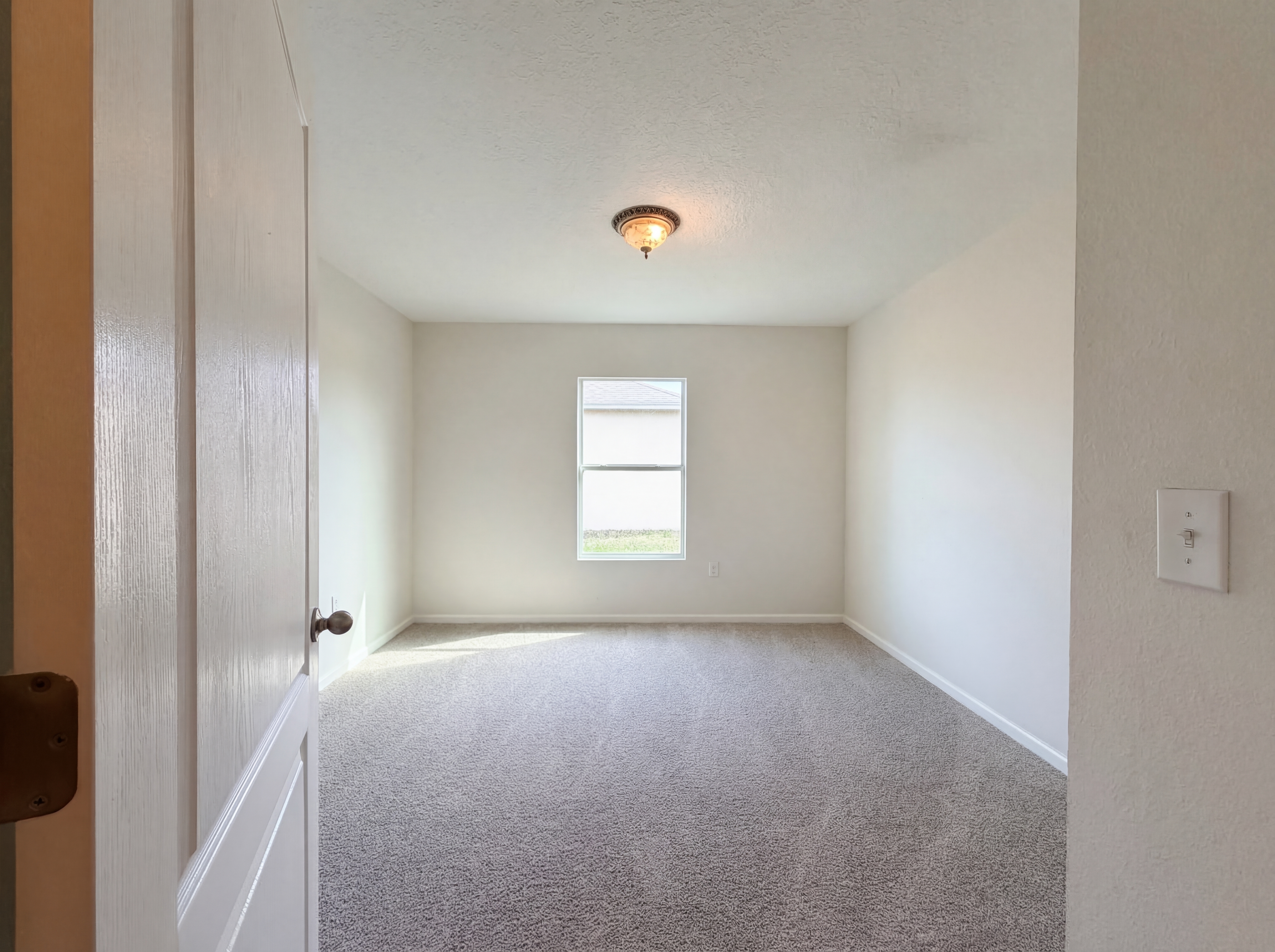 Photo 13 of 21 of 8852 Cumbria Ct, Jacksonville, FL