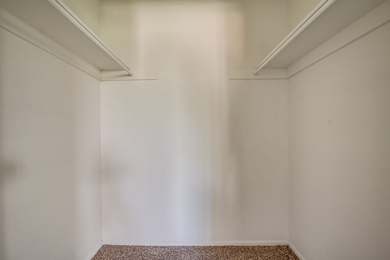 Photo 17 of 30 - 2922 E Sierra St, Phoenix, AZ 85028