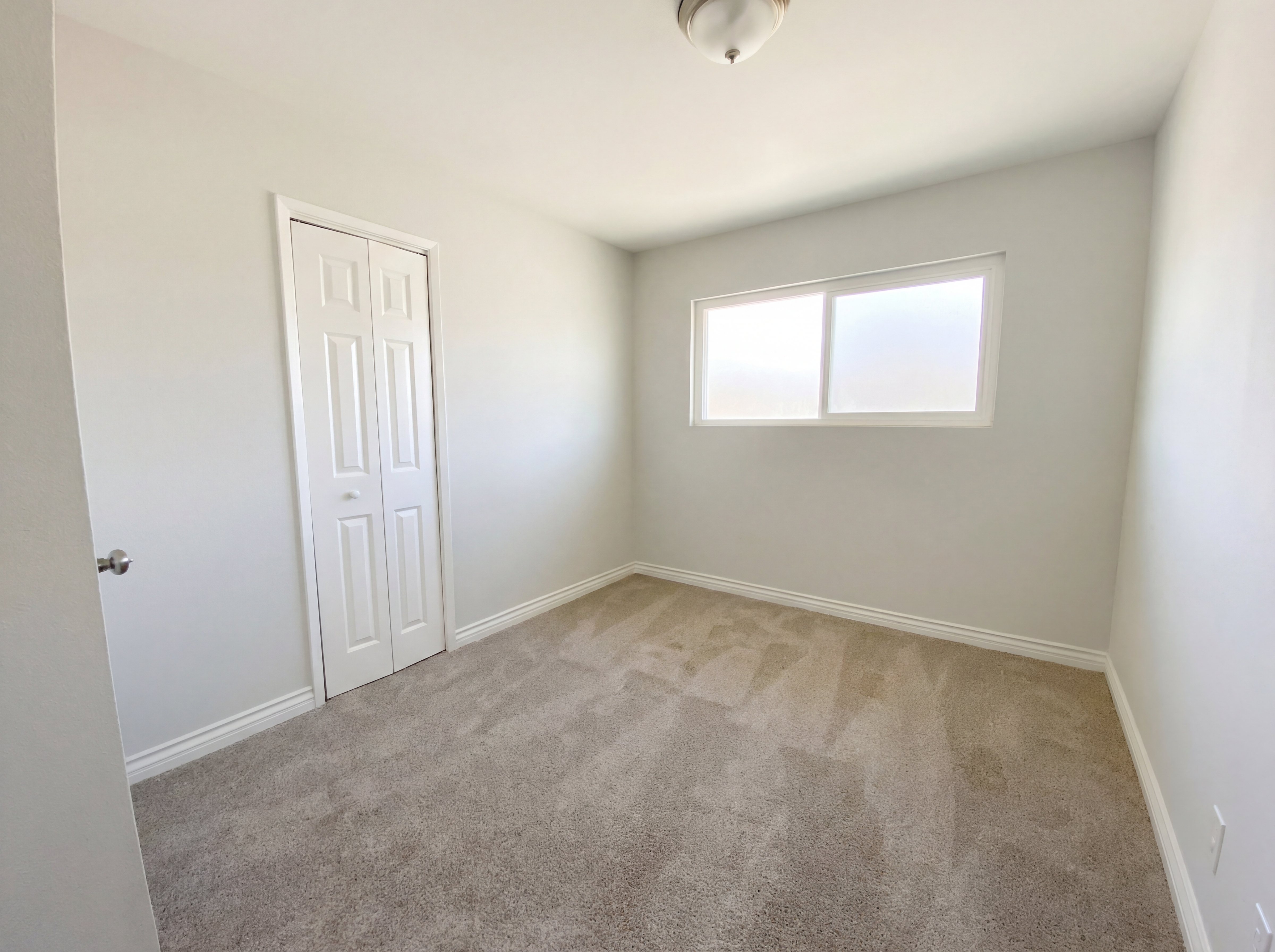 Photo 13 of 16 of 1268 Helix Ave, Chula Vista, CA